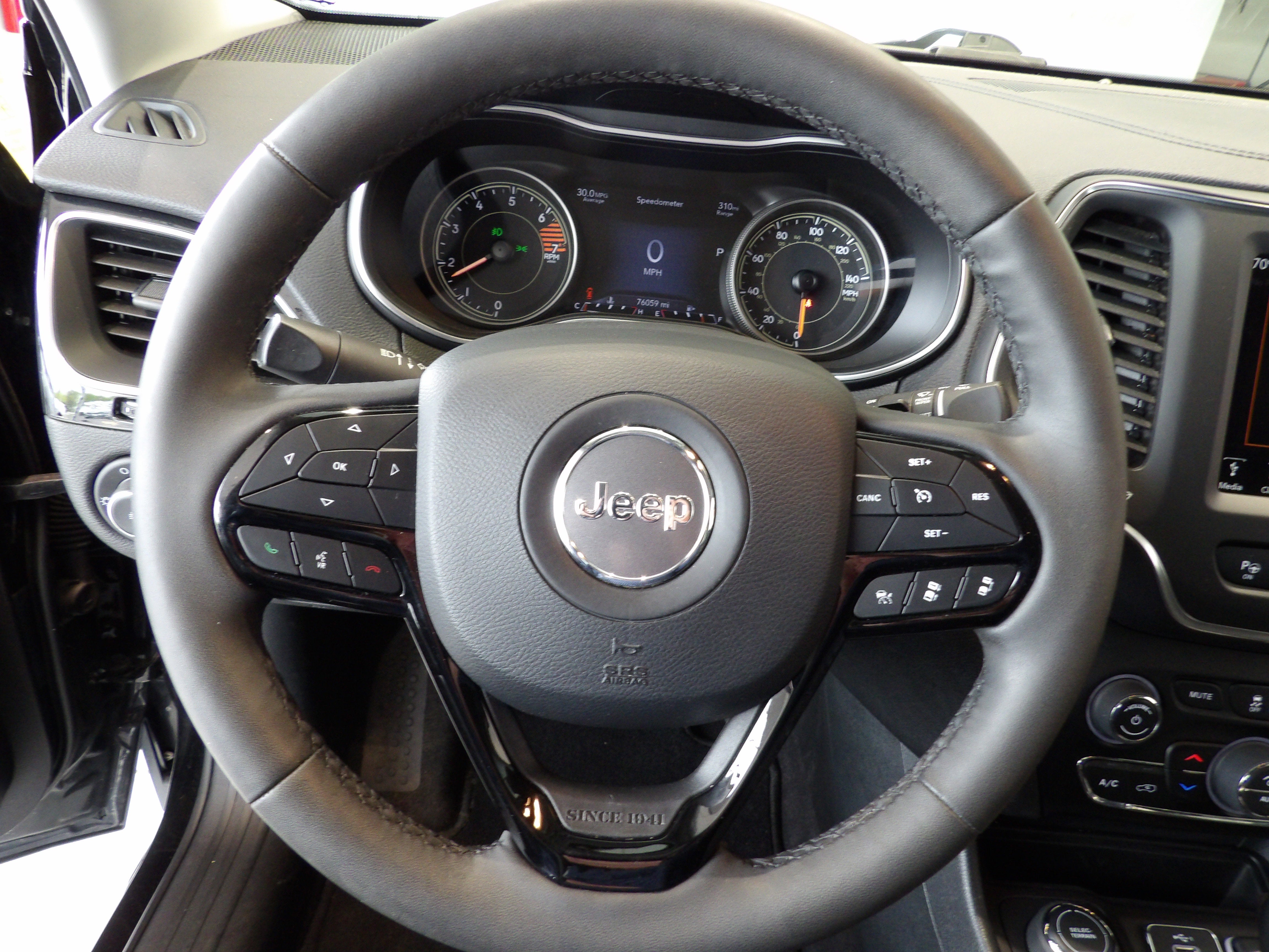 2023 Jeep Cherokee Altitude Lux
