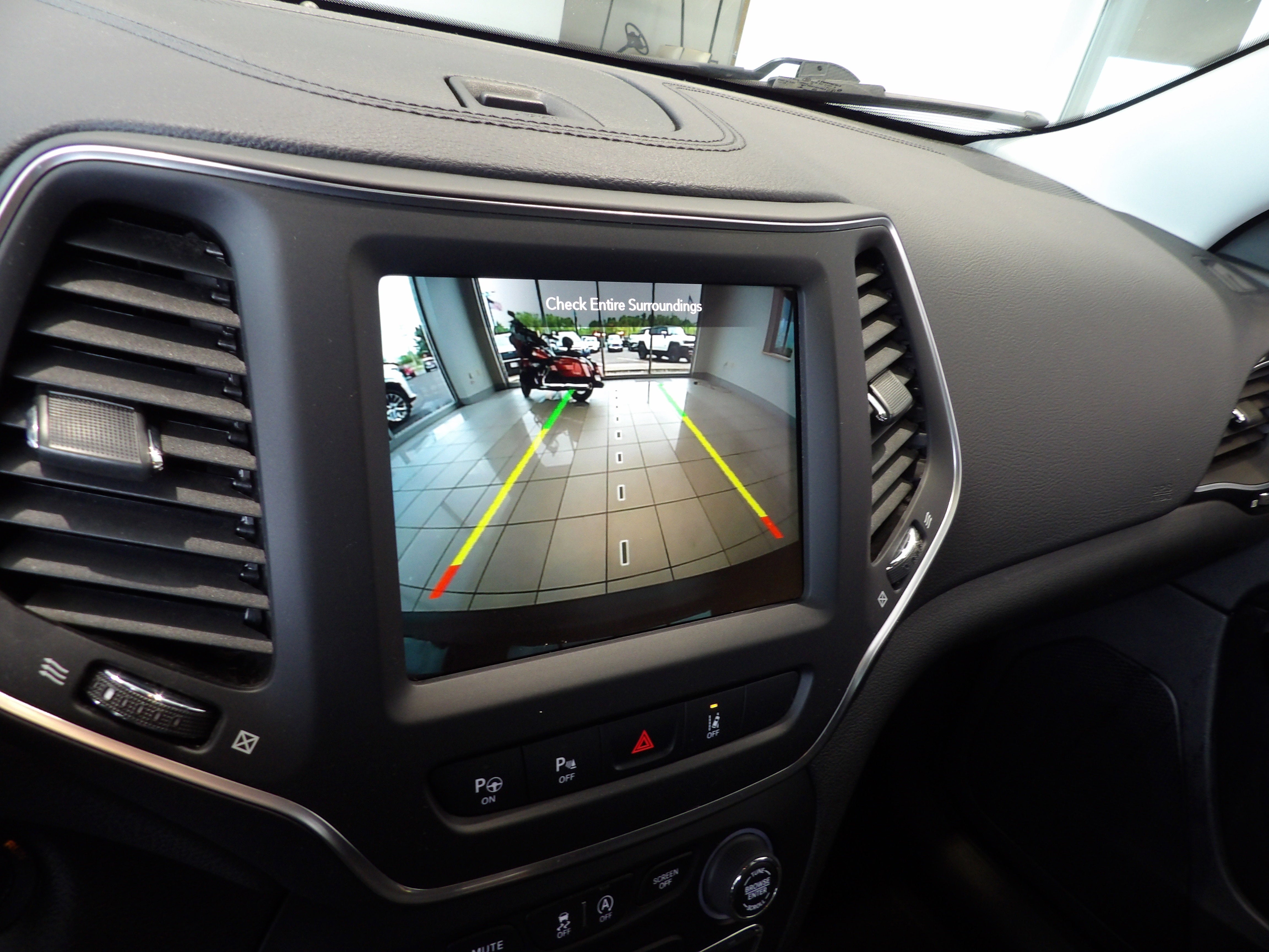 2023 Jeep Cherokee Altitude Lux