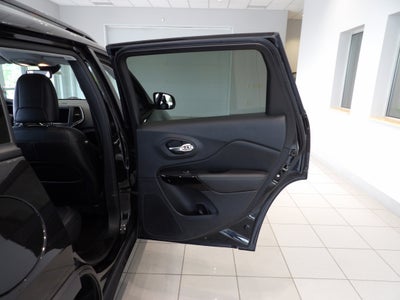 2023 Jeep Cherokee Altitude Lux