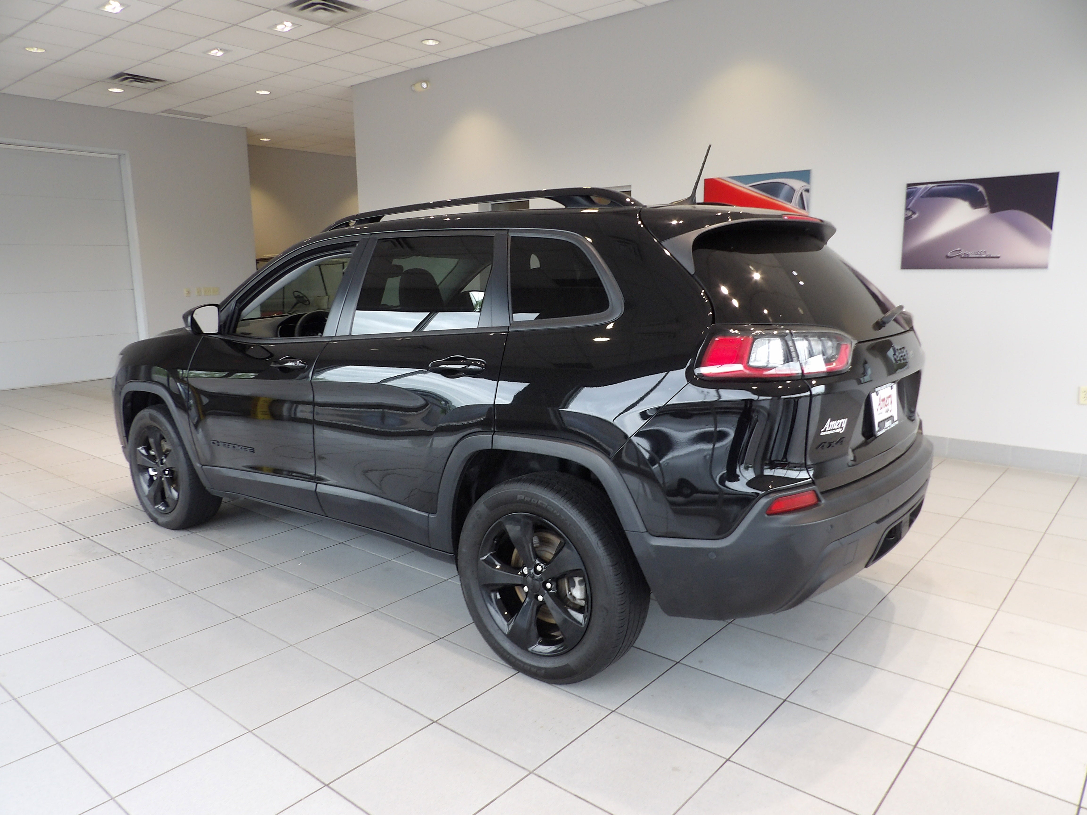 2023 Jeep Cherokee Altitude Lux