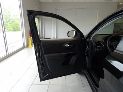 2023 Jeep Cherokee Altitude Lux