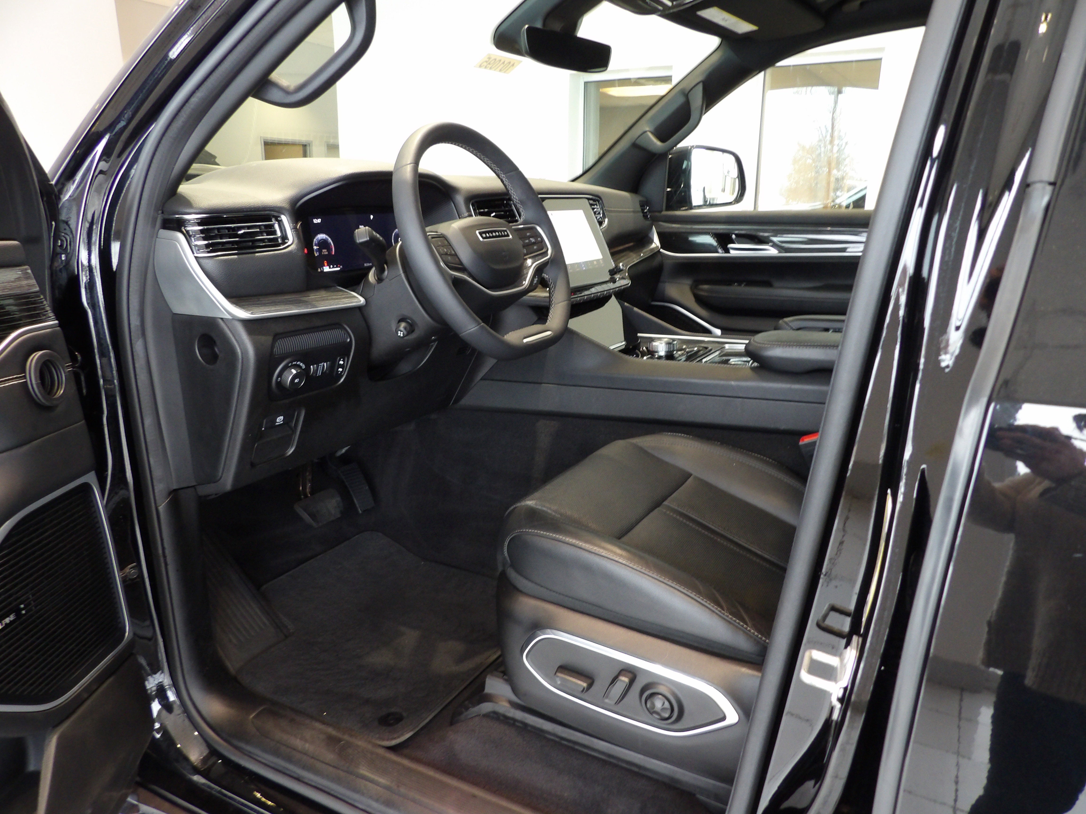 2022 Jeep Wagoneer Series II