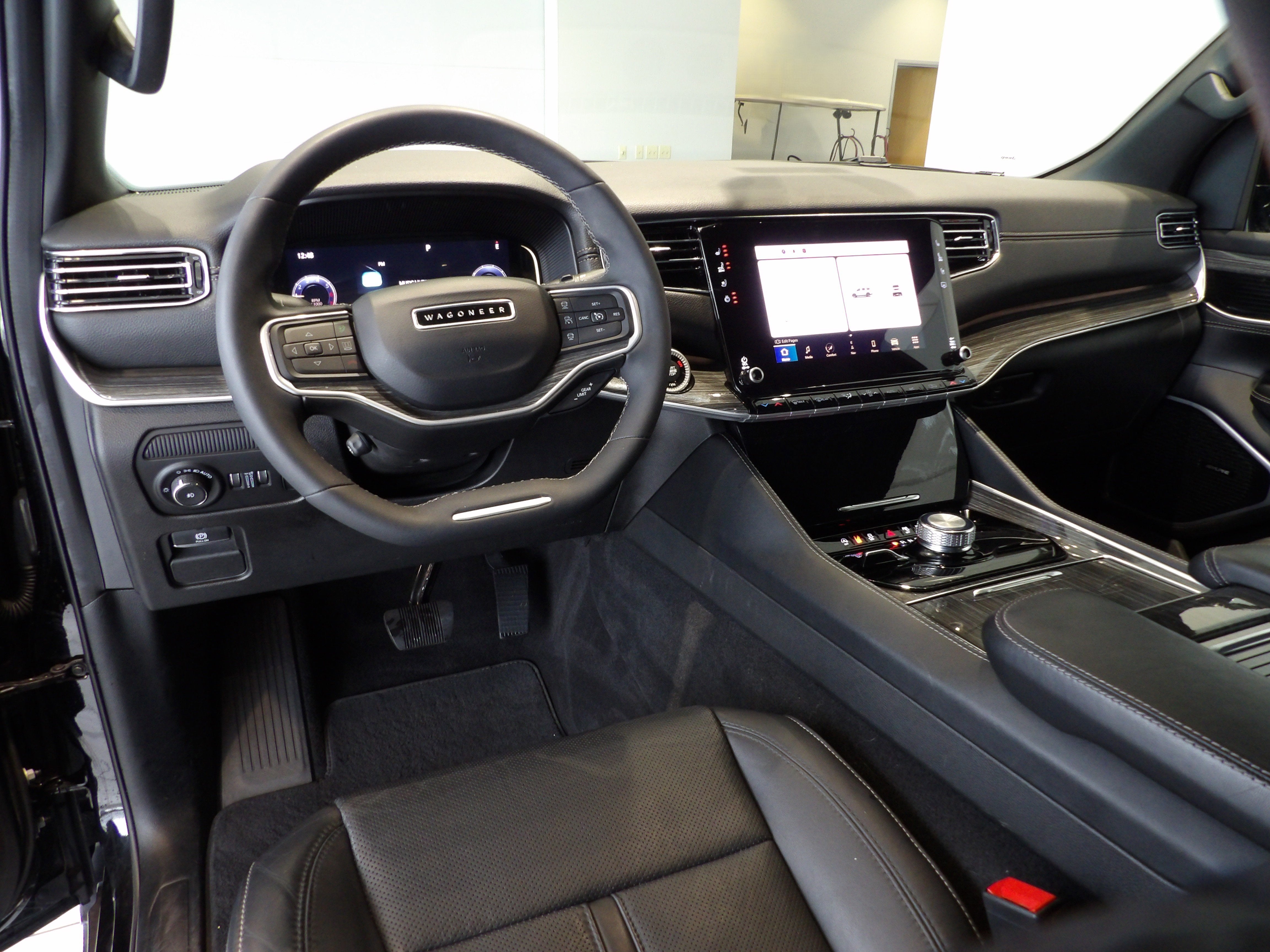 2022 Jeep Wagoneer Series II