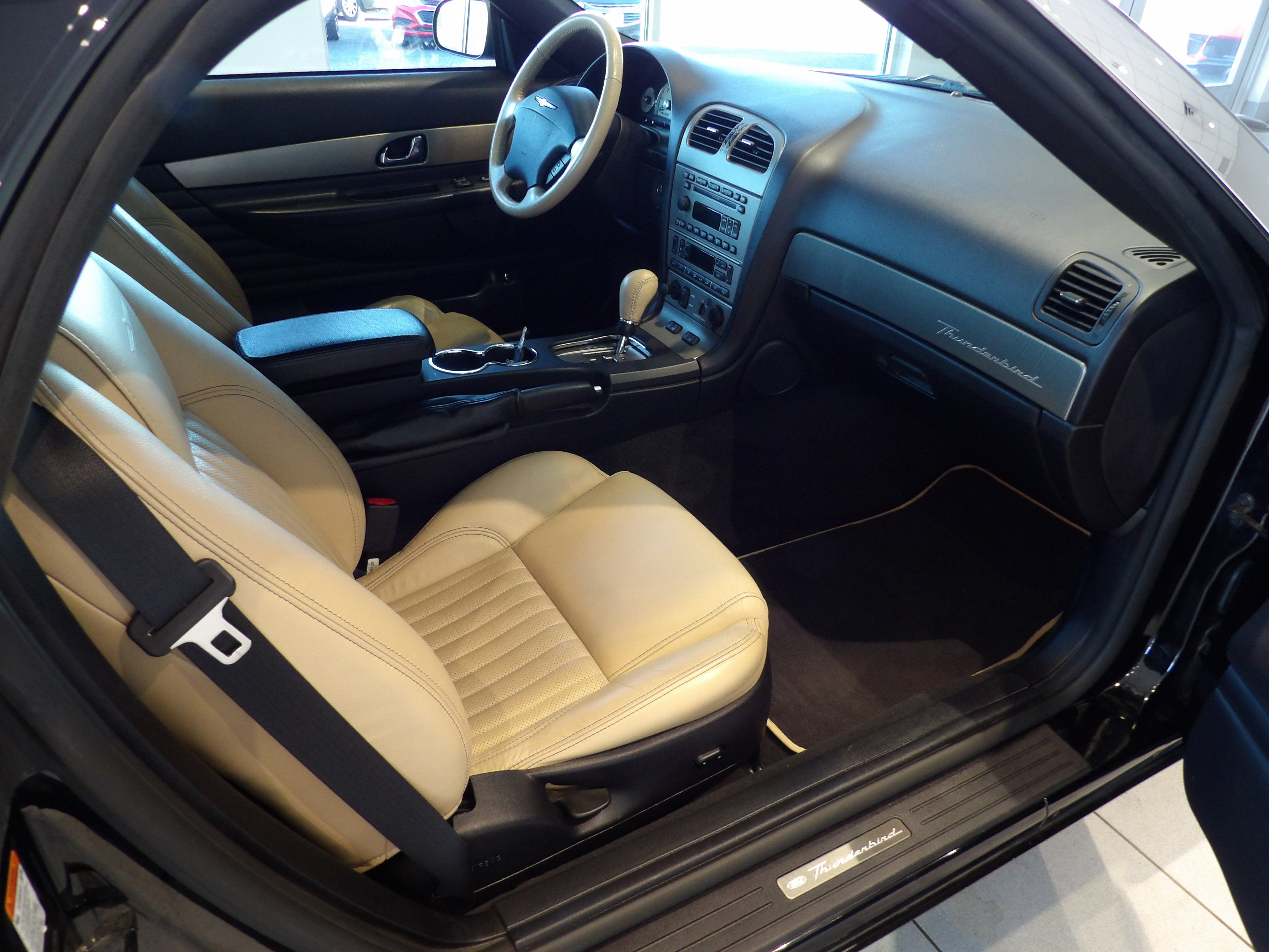 2005 Ford Thunderbird Deluxe