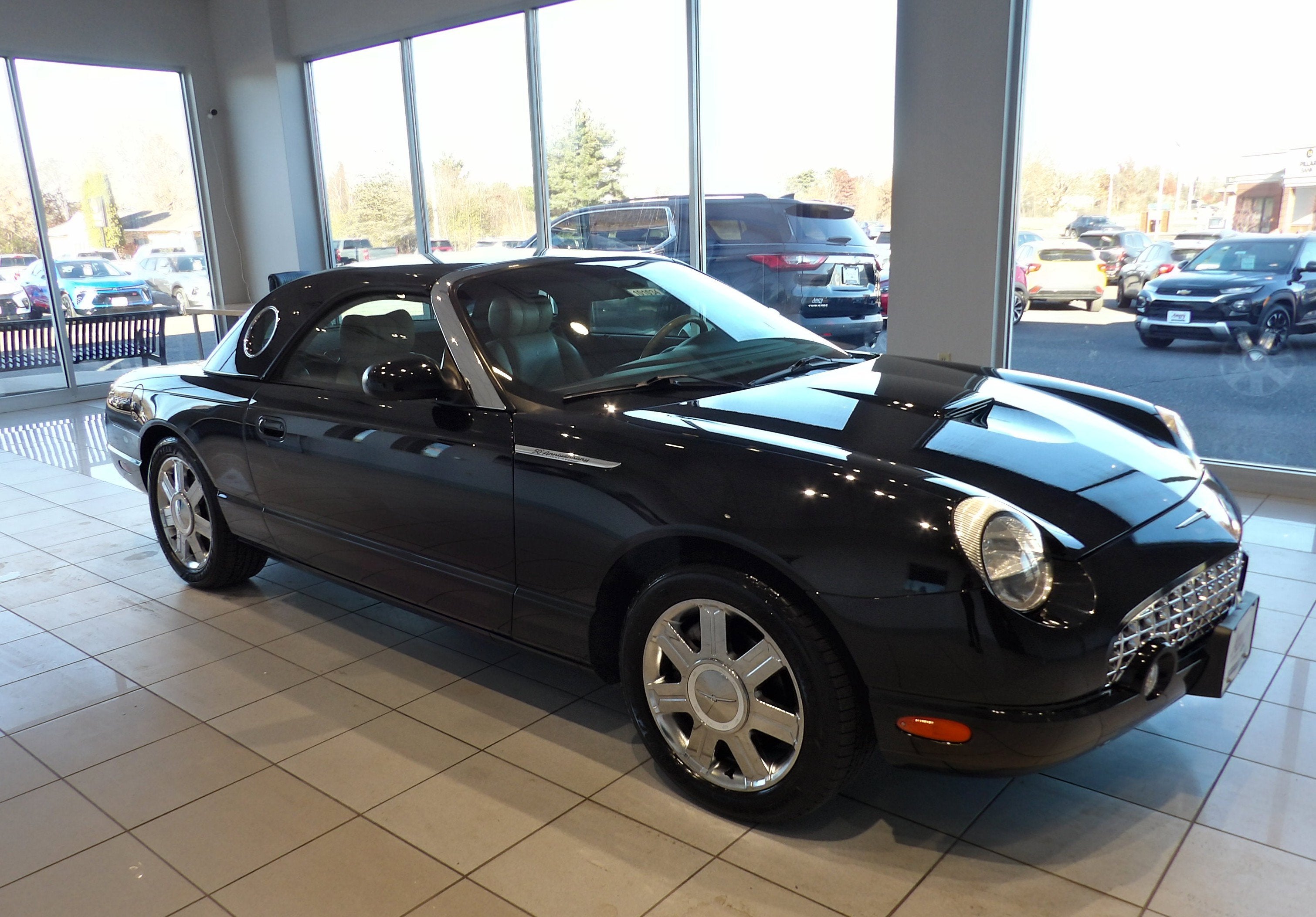 2005 Ford Thunderbird Deluxe