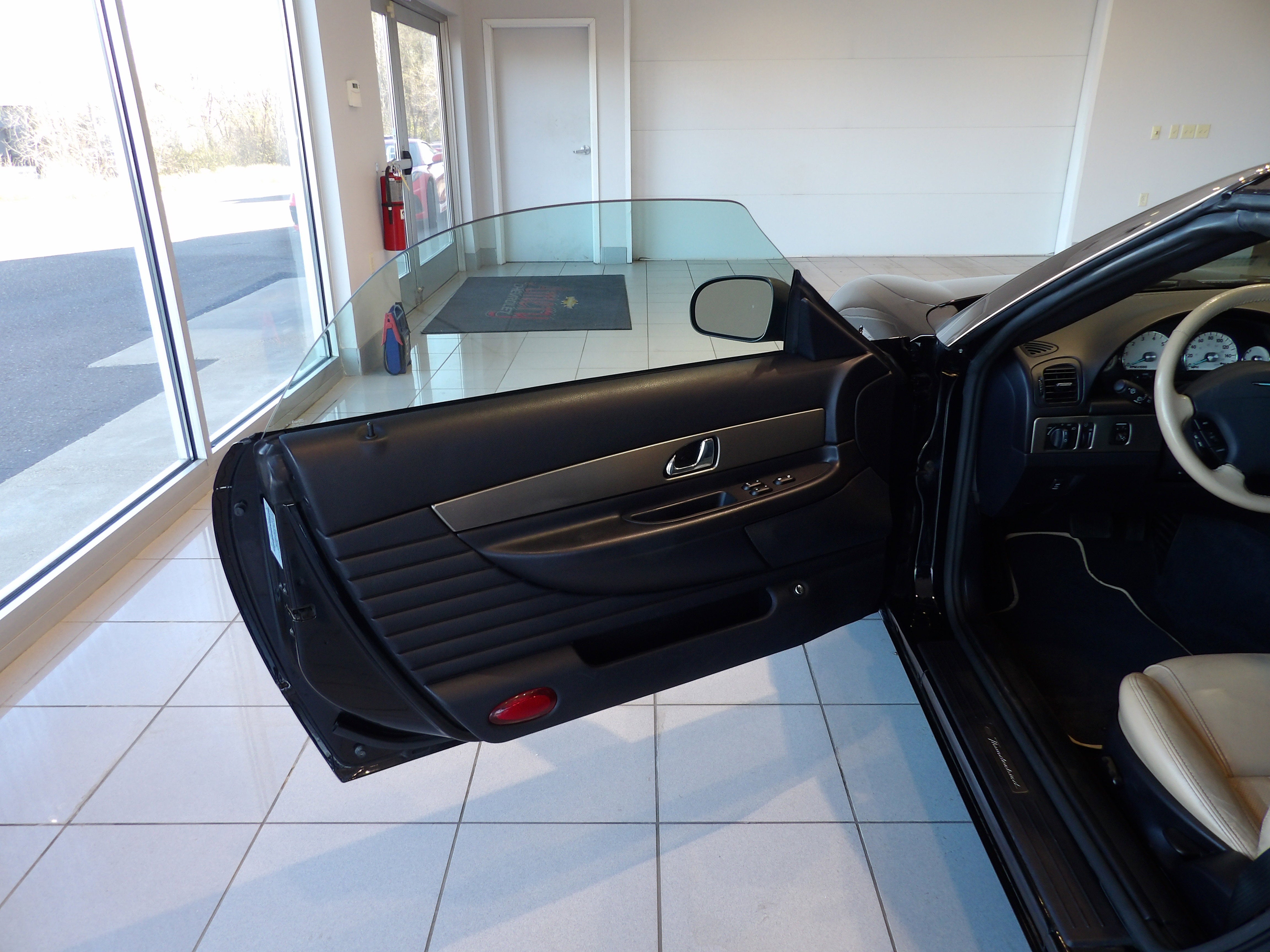 2005 Ford Thunderbird Deluxe