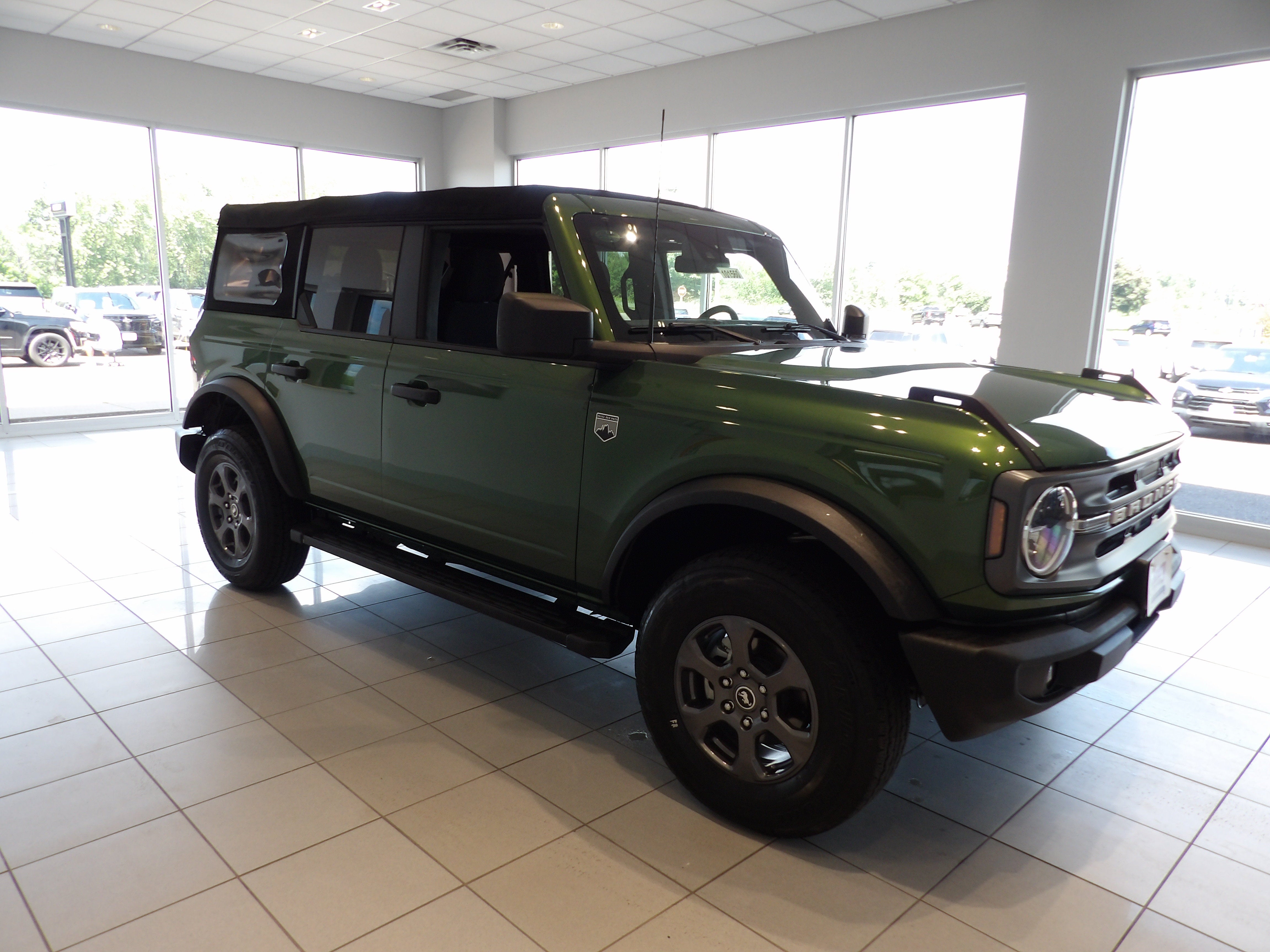 2022 Ford Bronco Base
