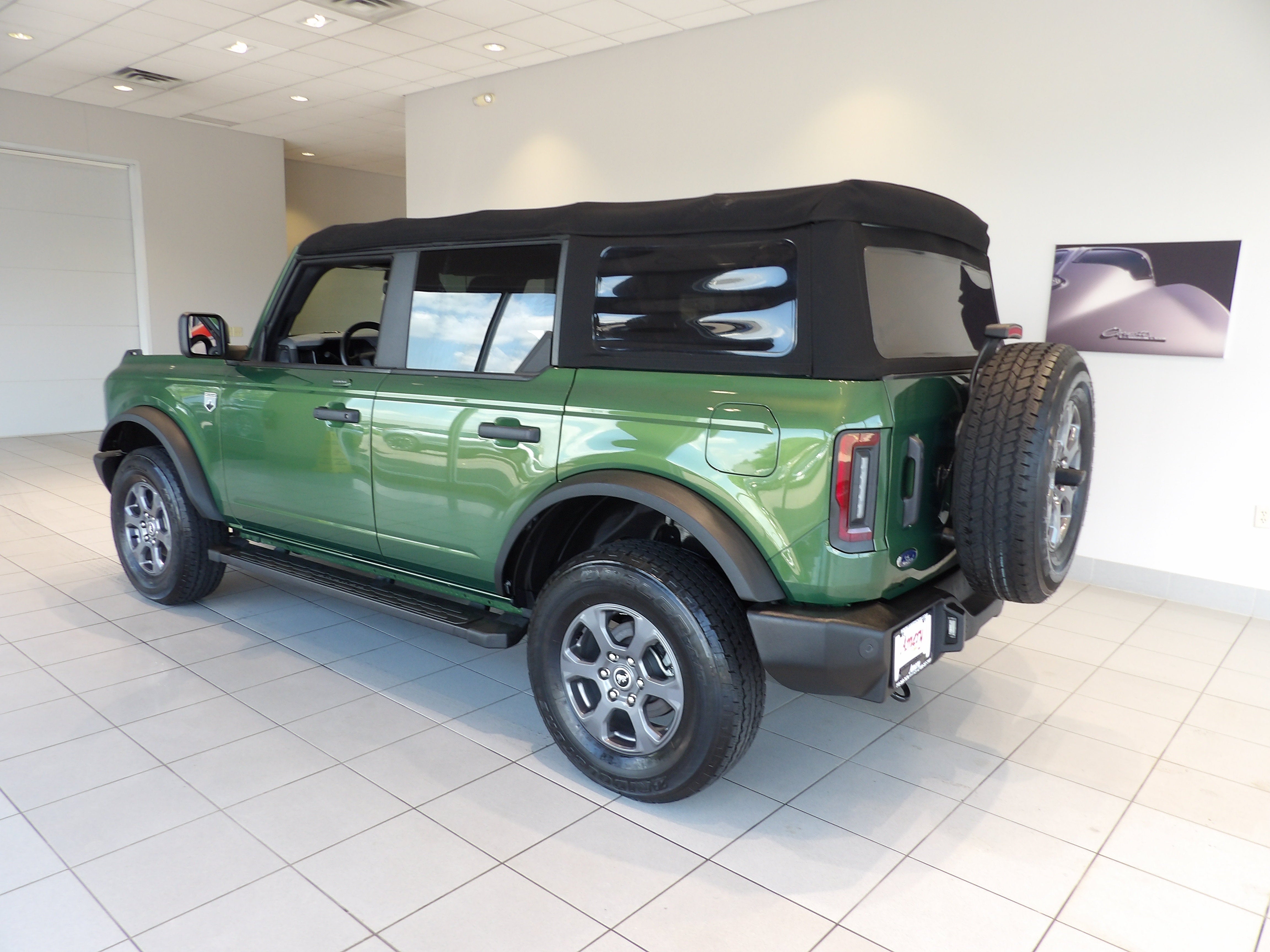 2022 Ford Bronco Base