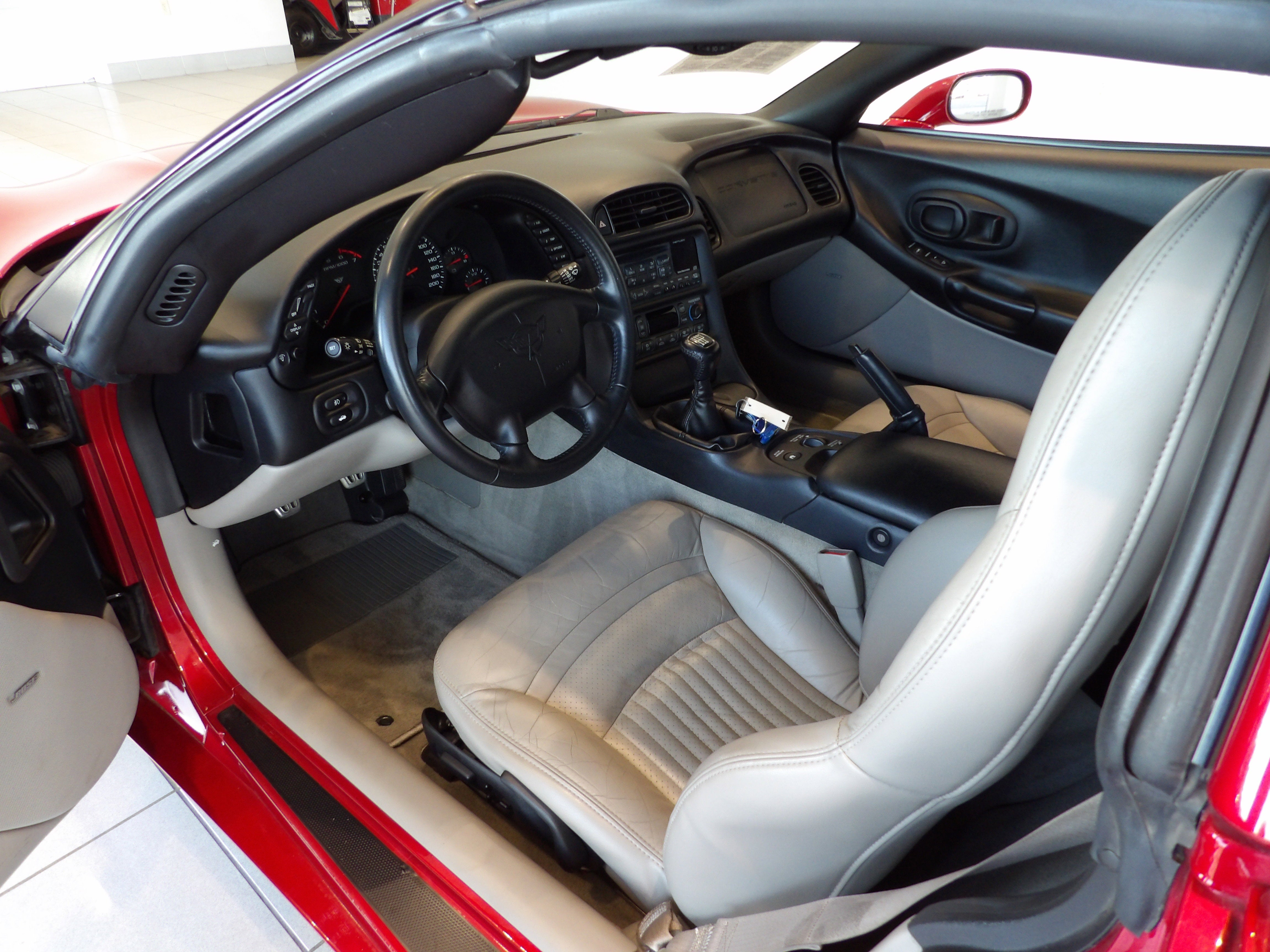 2004 Chevrolet Corvette NA