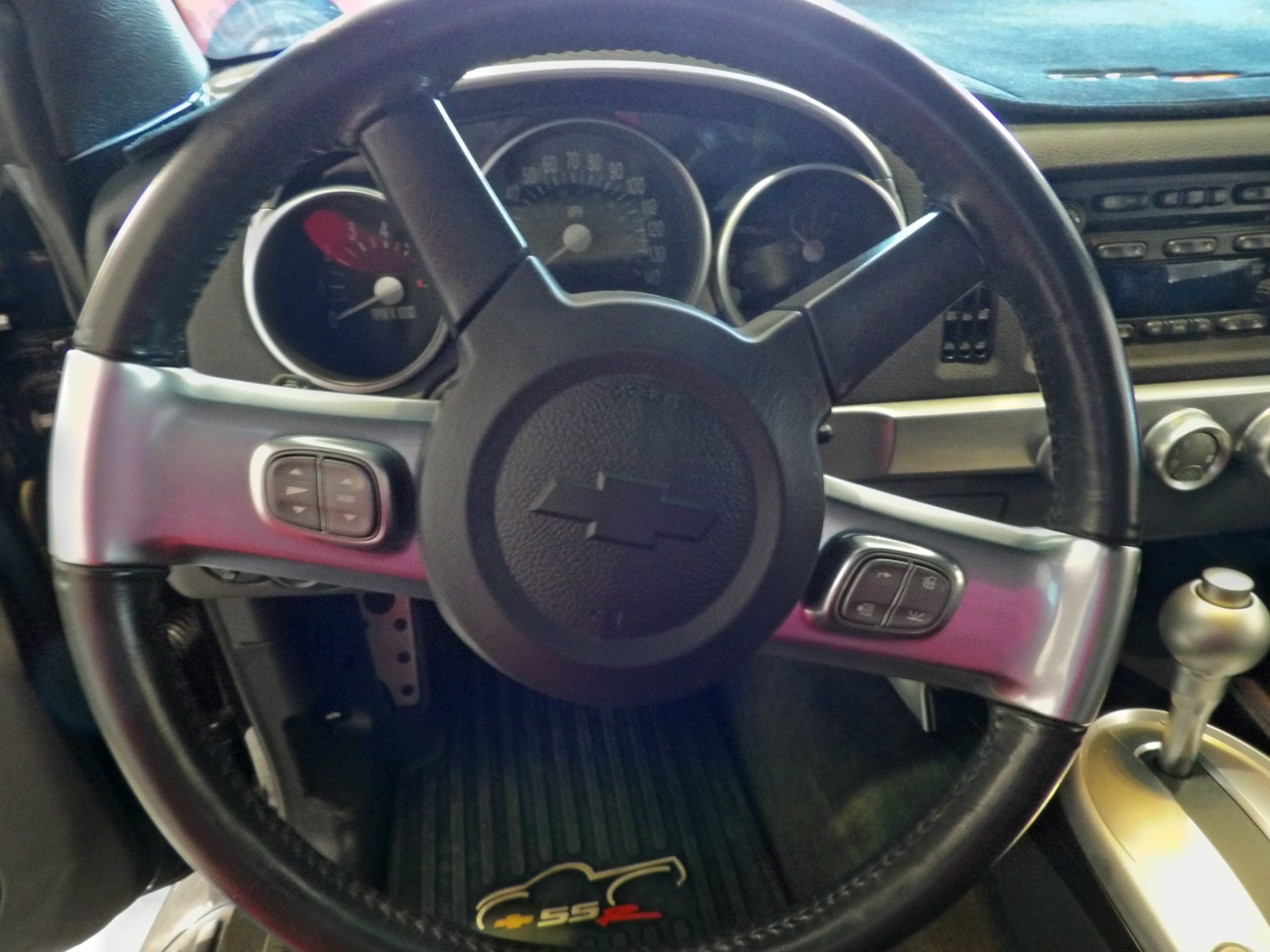 2005 Chevrolet SSR LS