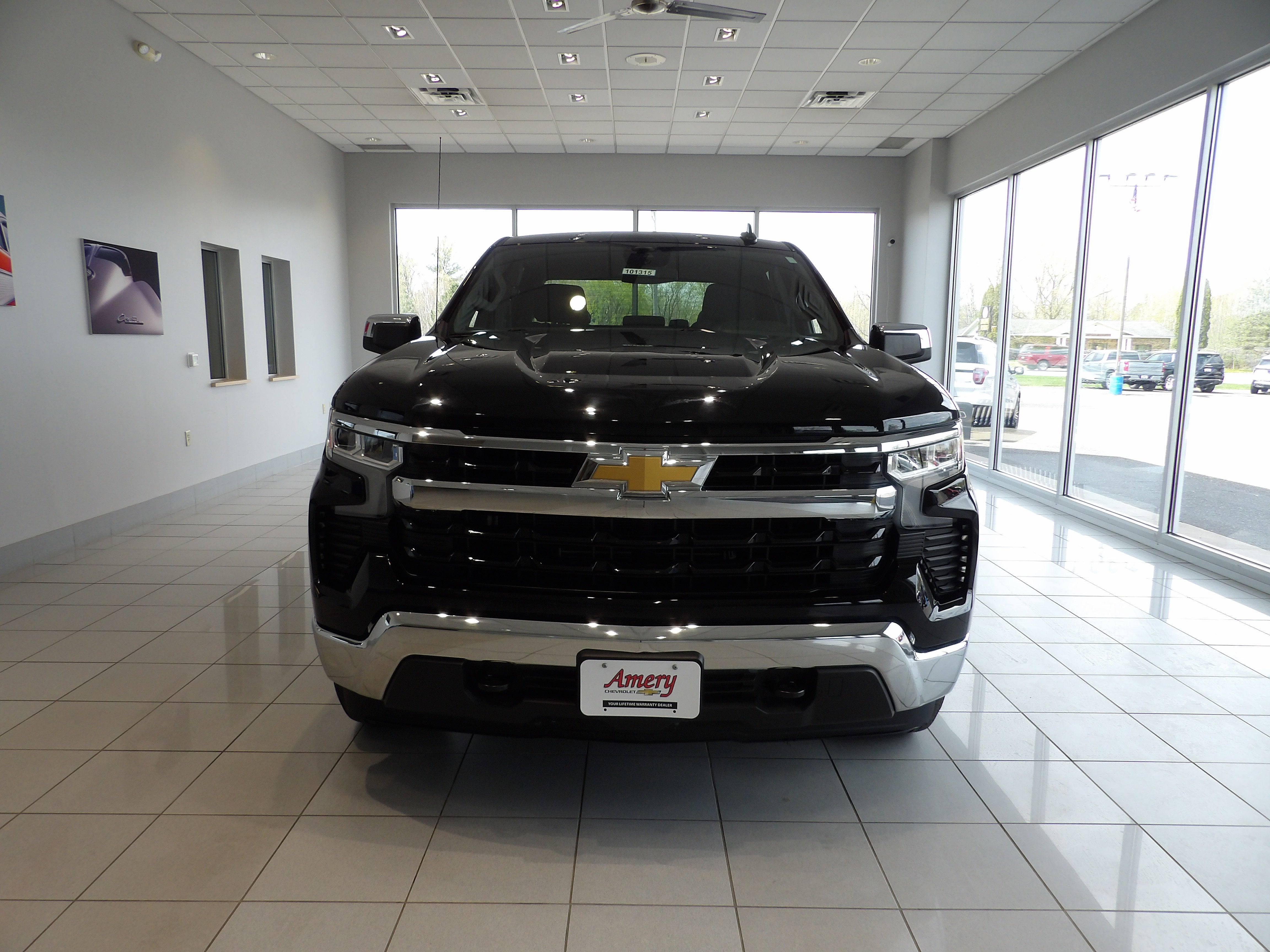 2023 Chevrolet Silverado 1500 LT (2FL)