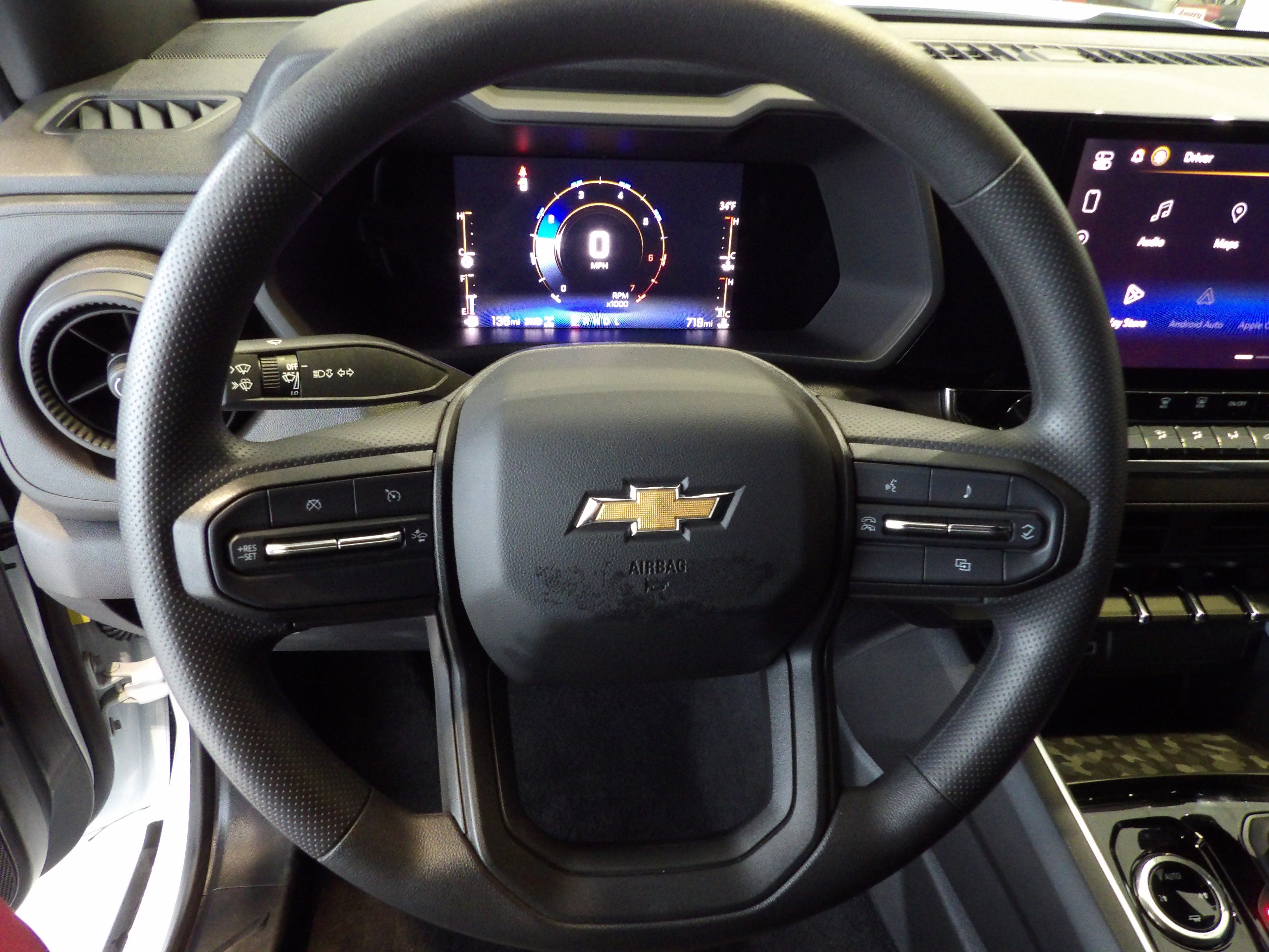 2023 Chevrolet Colorado WT