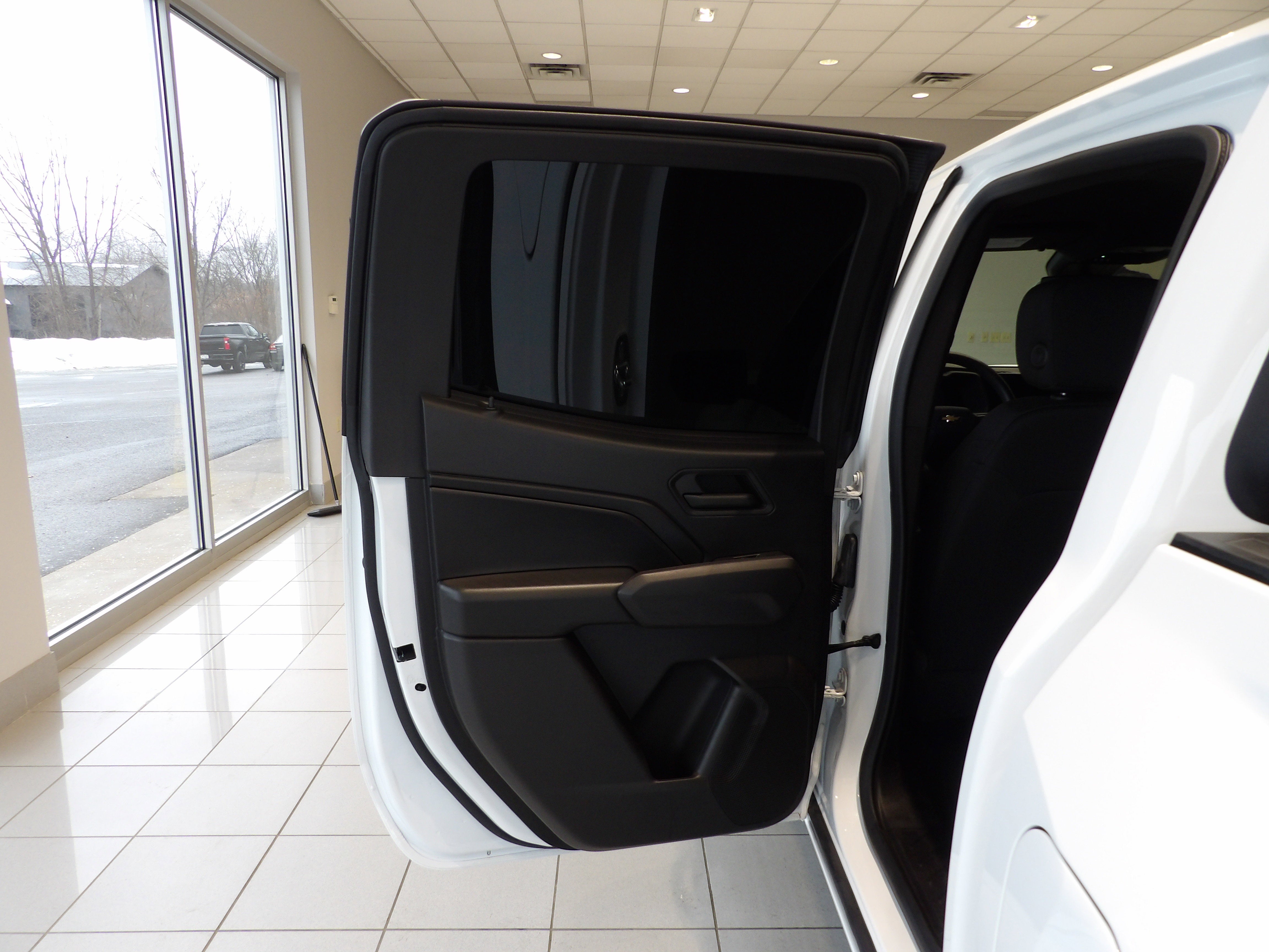 2023 Chevrolet Colorado WT