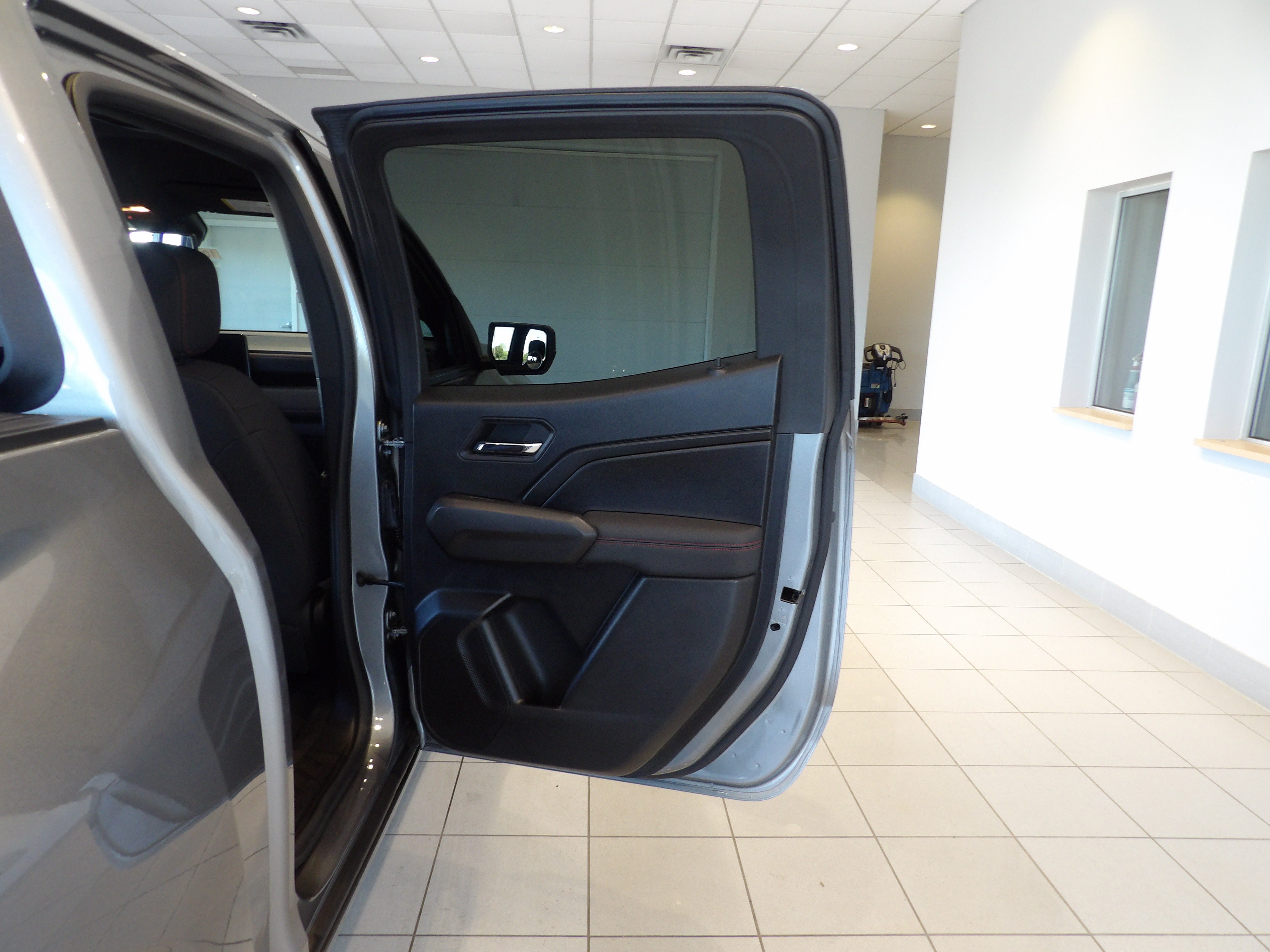 2023 Chevrolet Colorado 4WD Z71