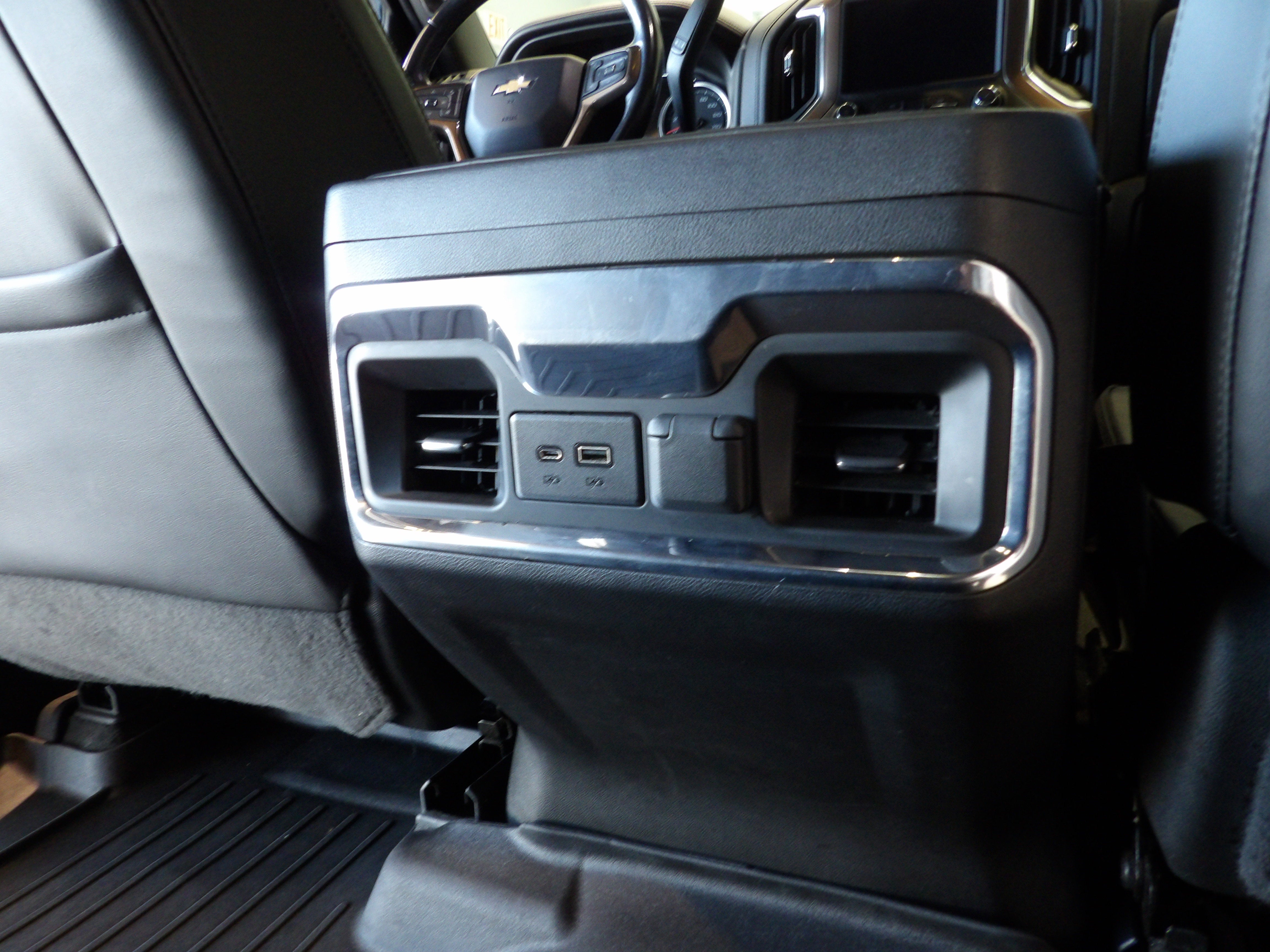 2022 Chevrolet Silverado 1500 LTD High Country