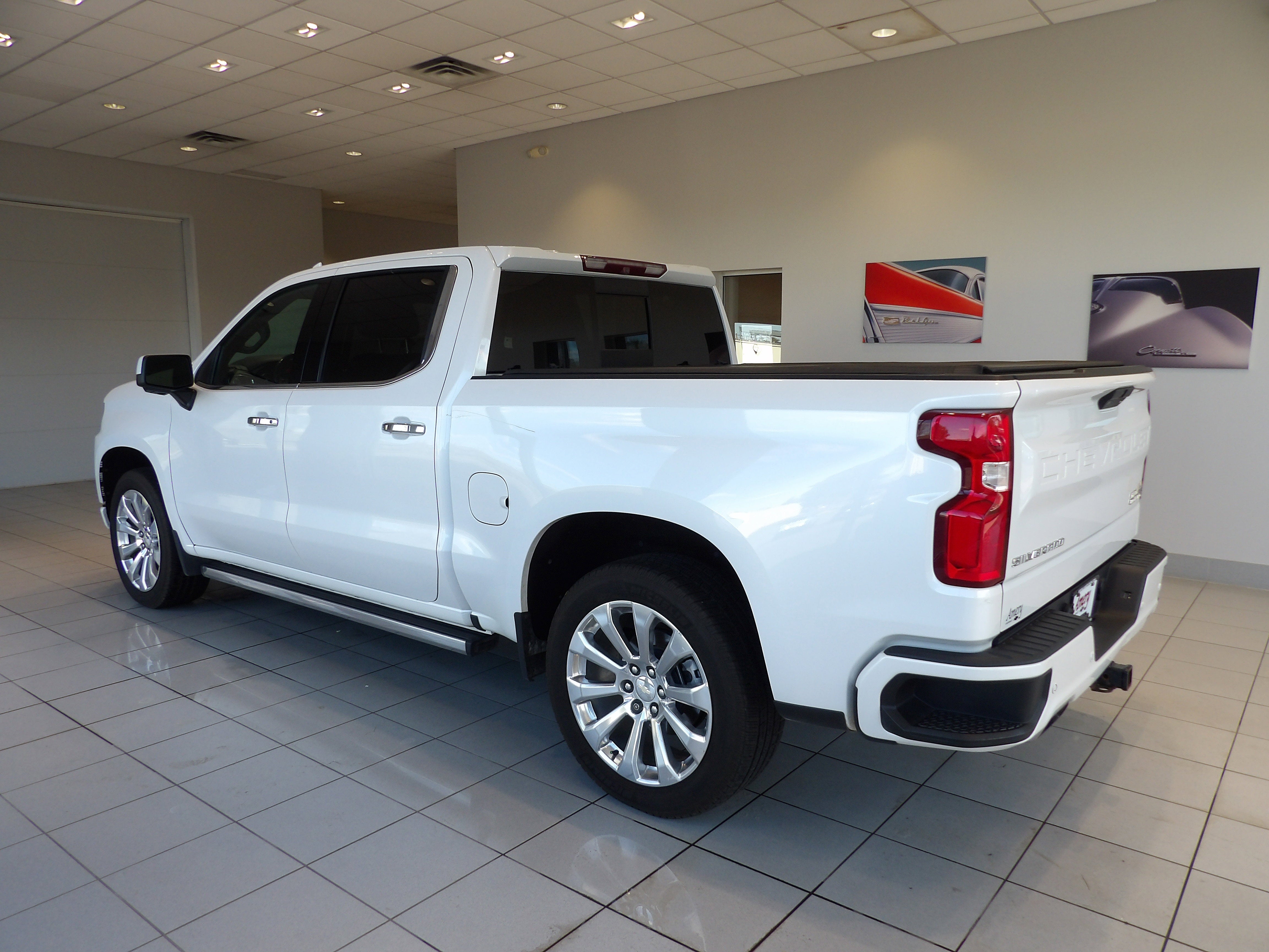 2019 Chevrolet Silverado 1500 High Country