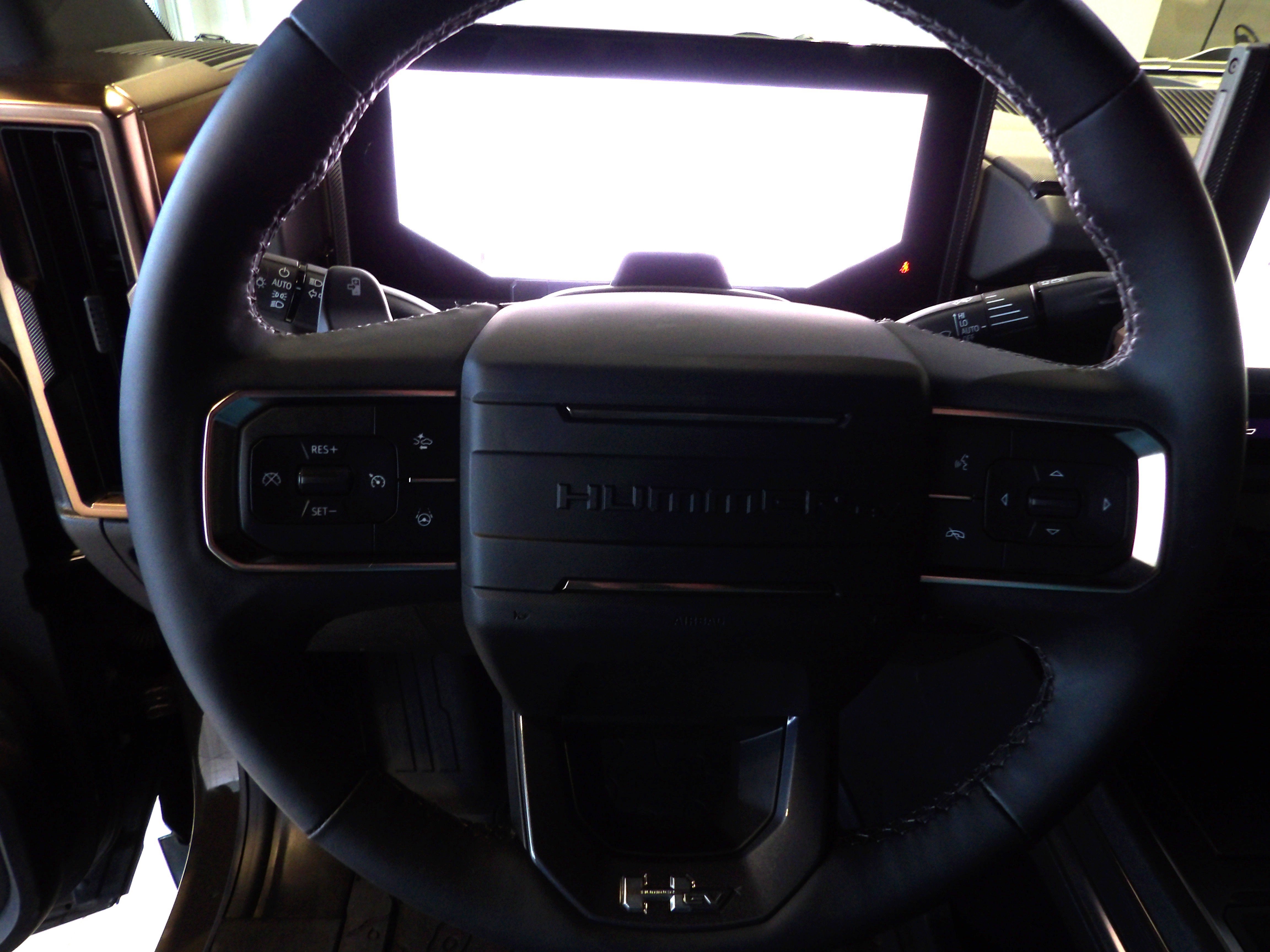 2024 GMC HUMMER EV SUV 2X