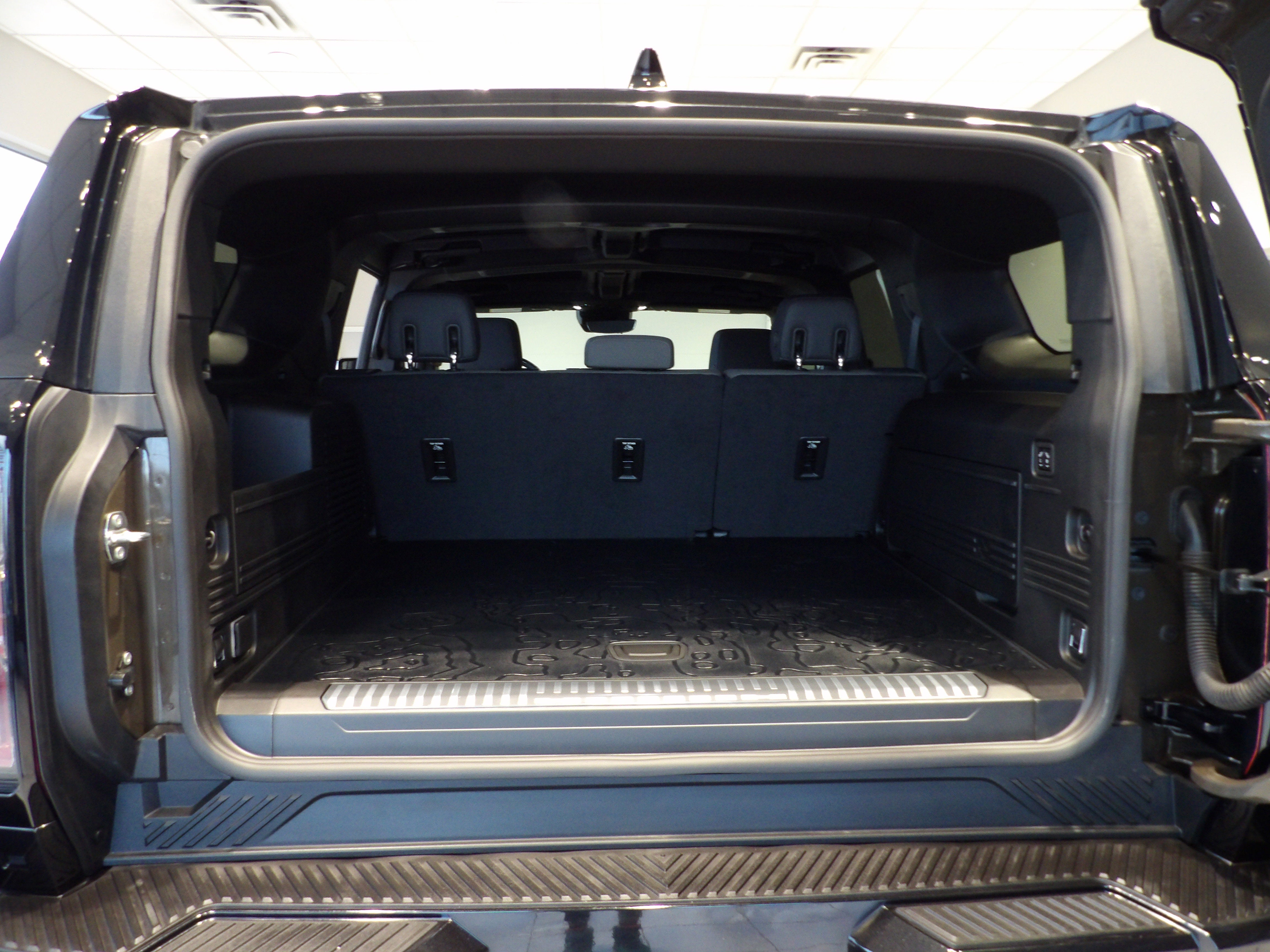 2024 GMC HUMMER EV SUV 2X