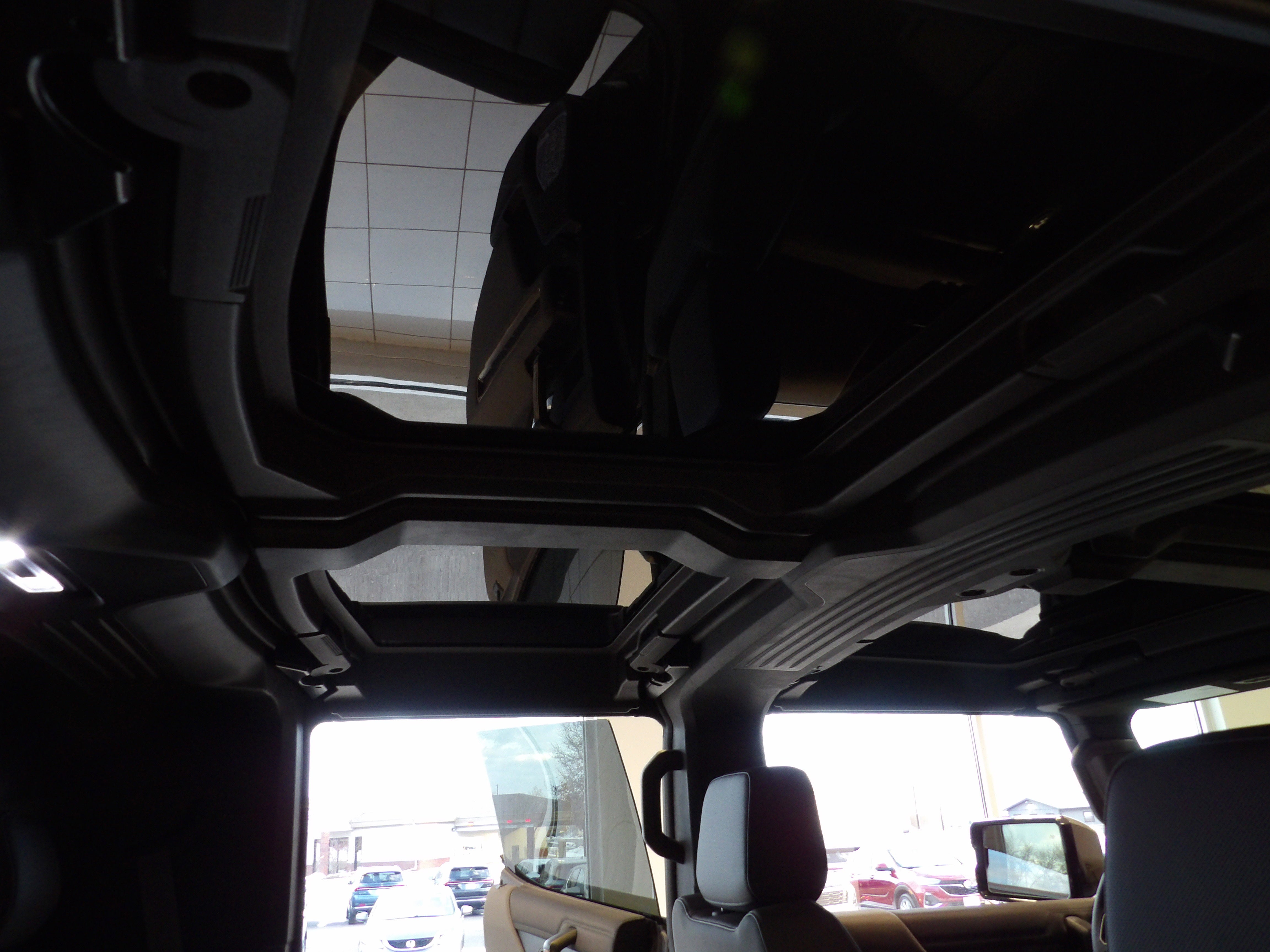 2024 GMC HUMMER EV SUV 2X