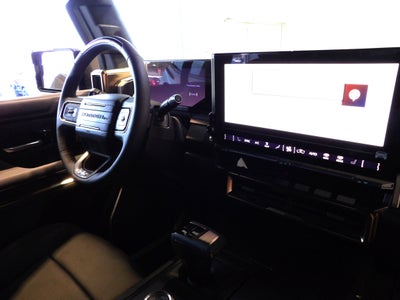 2024 GMC HUMMER EV SUV 2X