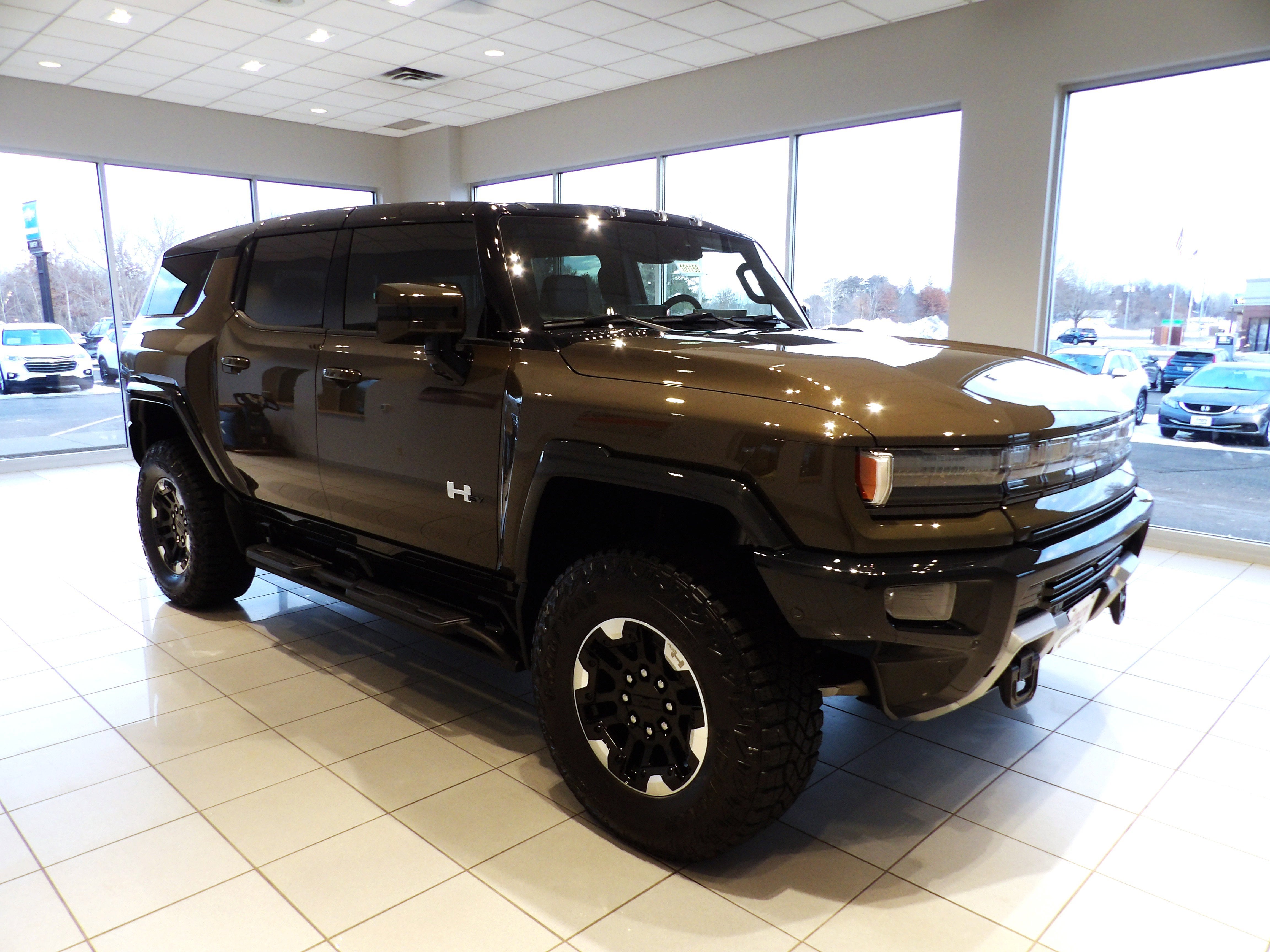 2024 GMC HUMMER EV SUV 2X