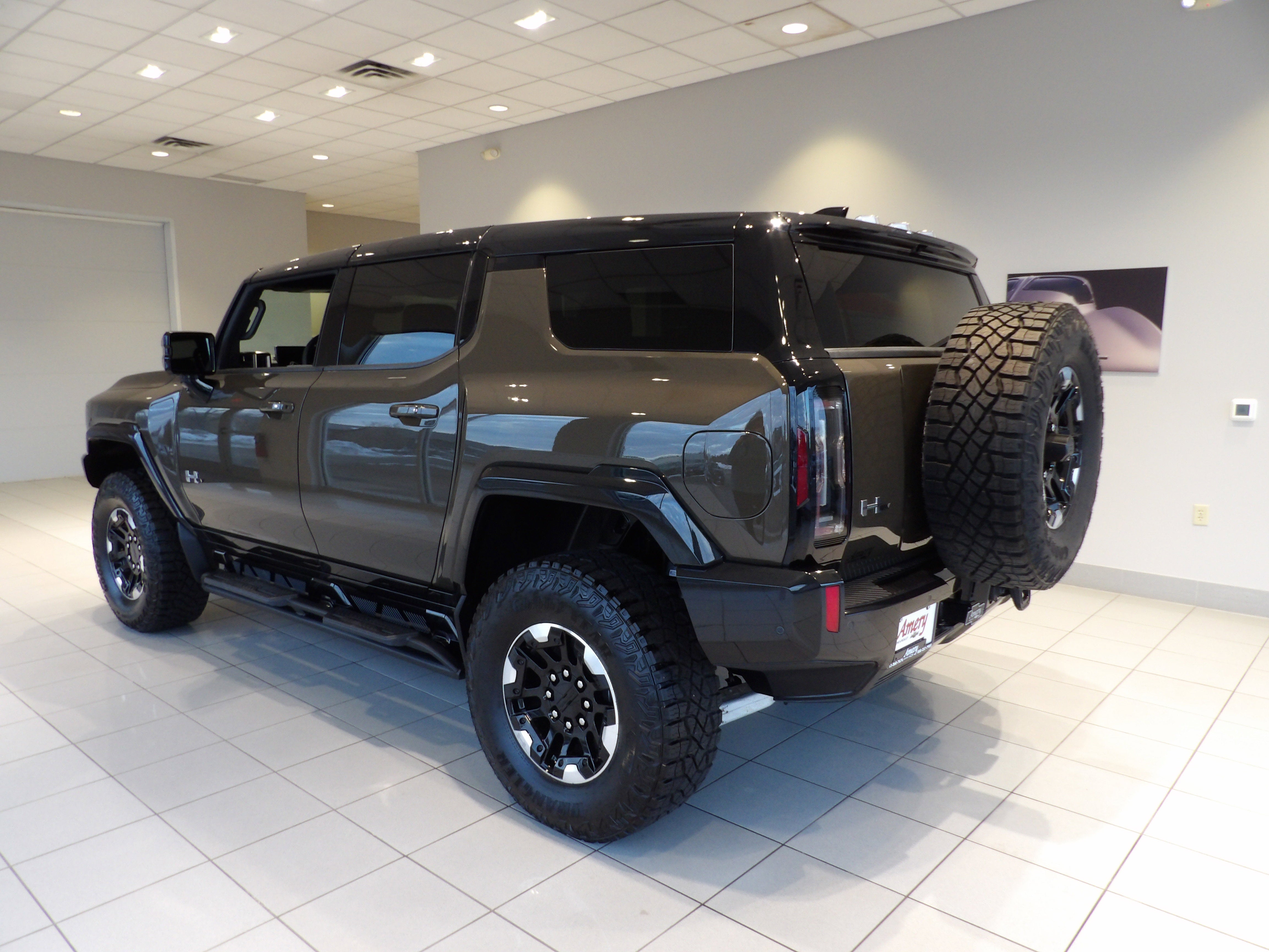 2024 GMC HUMMER EV SUV 2X