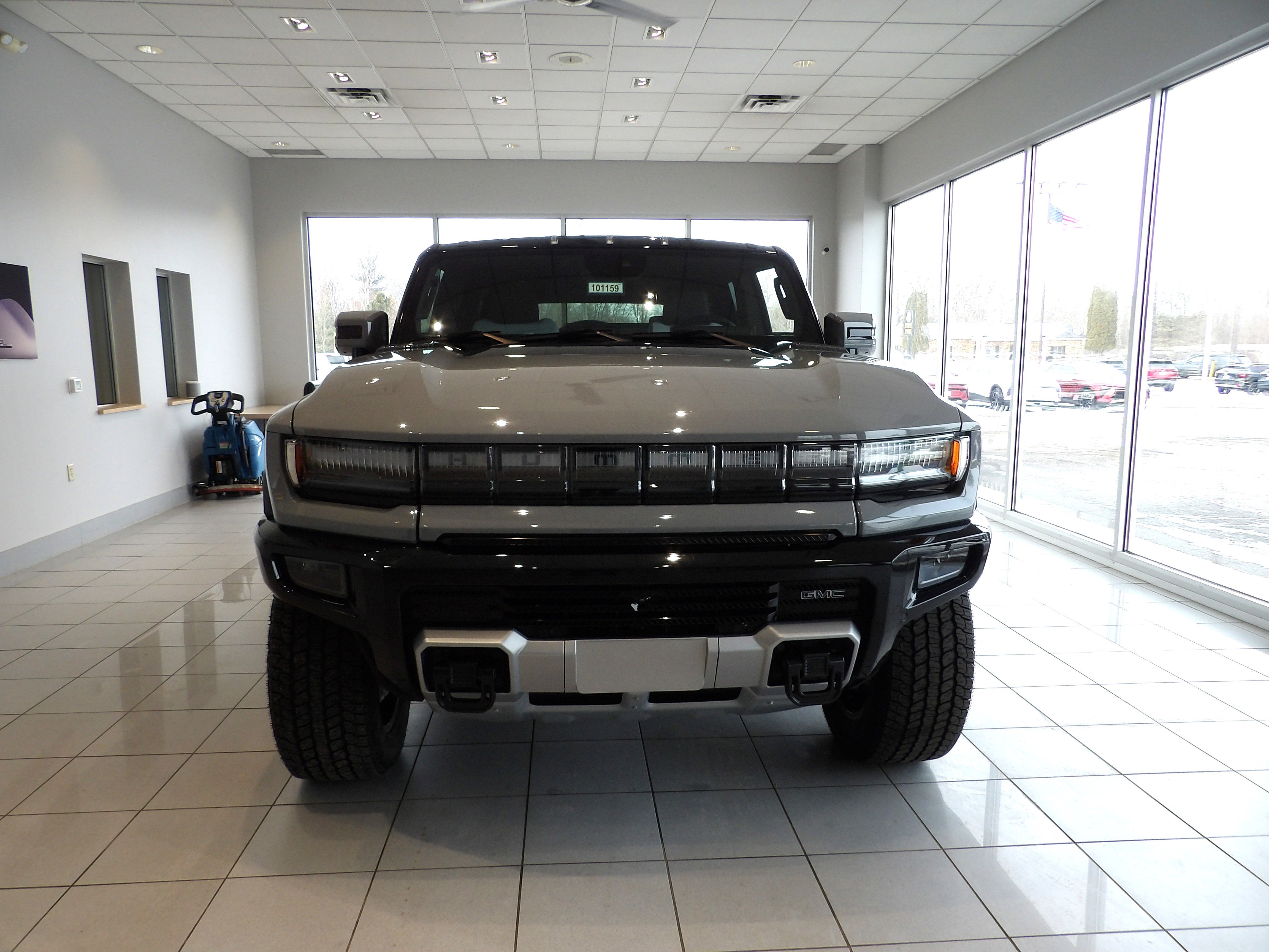 2024 GMC HUMMER EV SUV 2X