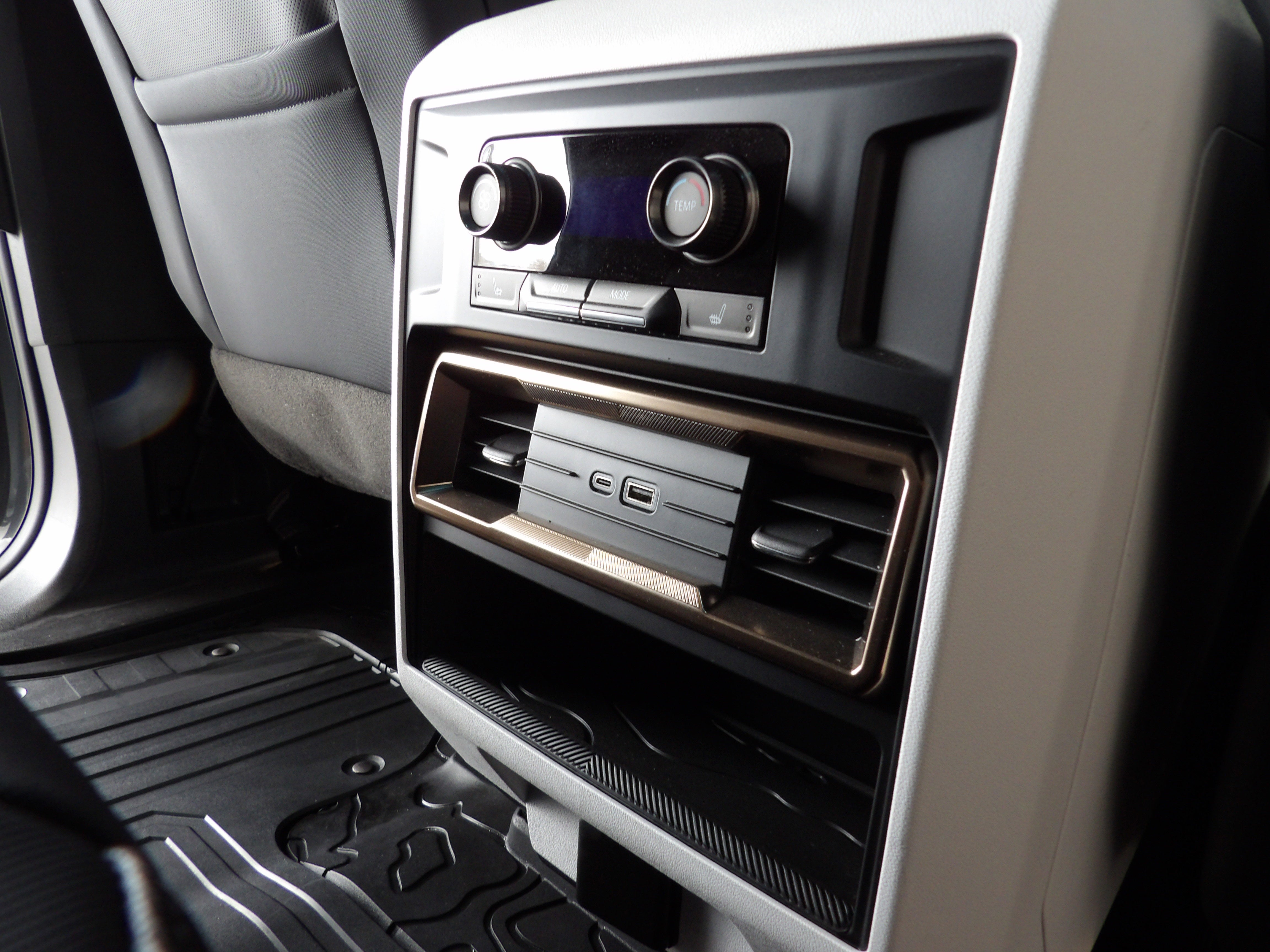 2024 GMC HUMMER EV SUV 2X