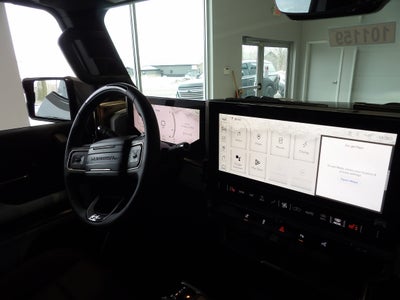 2024 GMC HUMMER EV SUV 2X