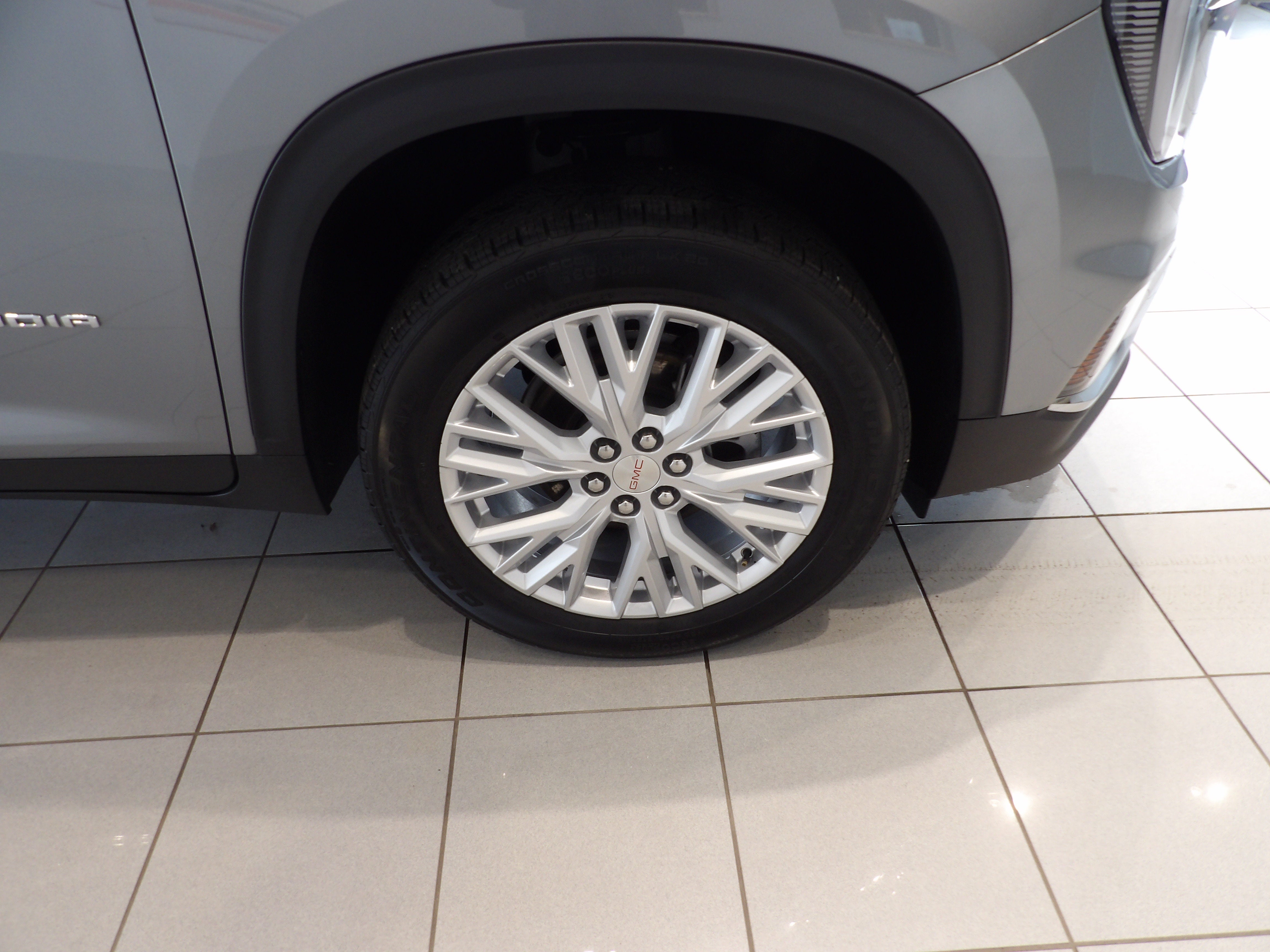 2024 GMC Acadia Elevation