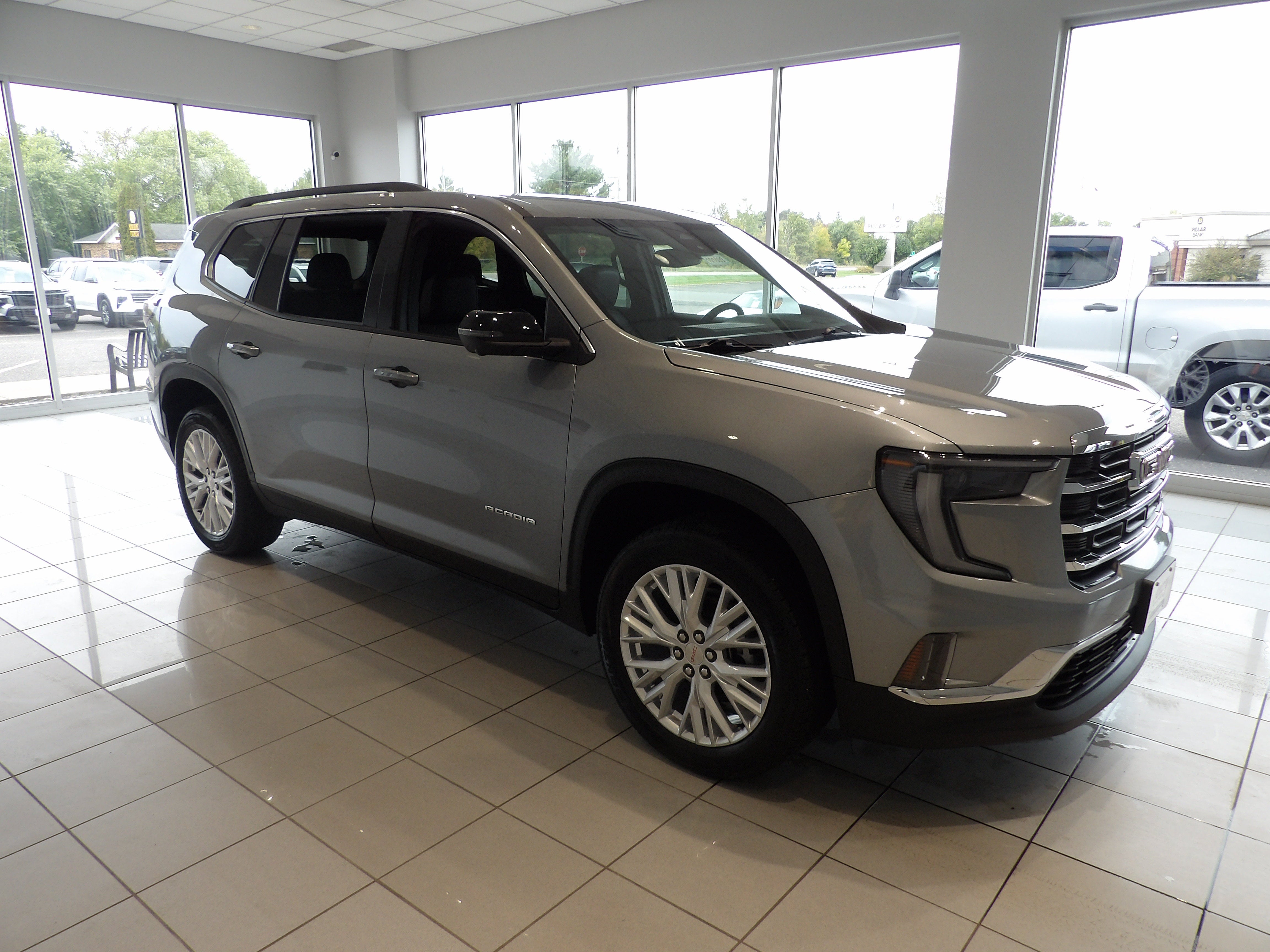 2024 GMC Acadia Elevation