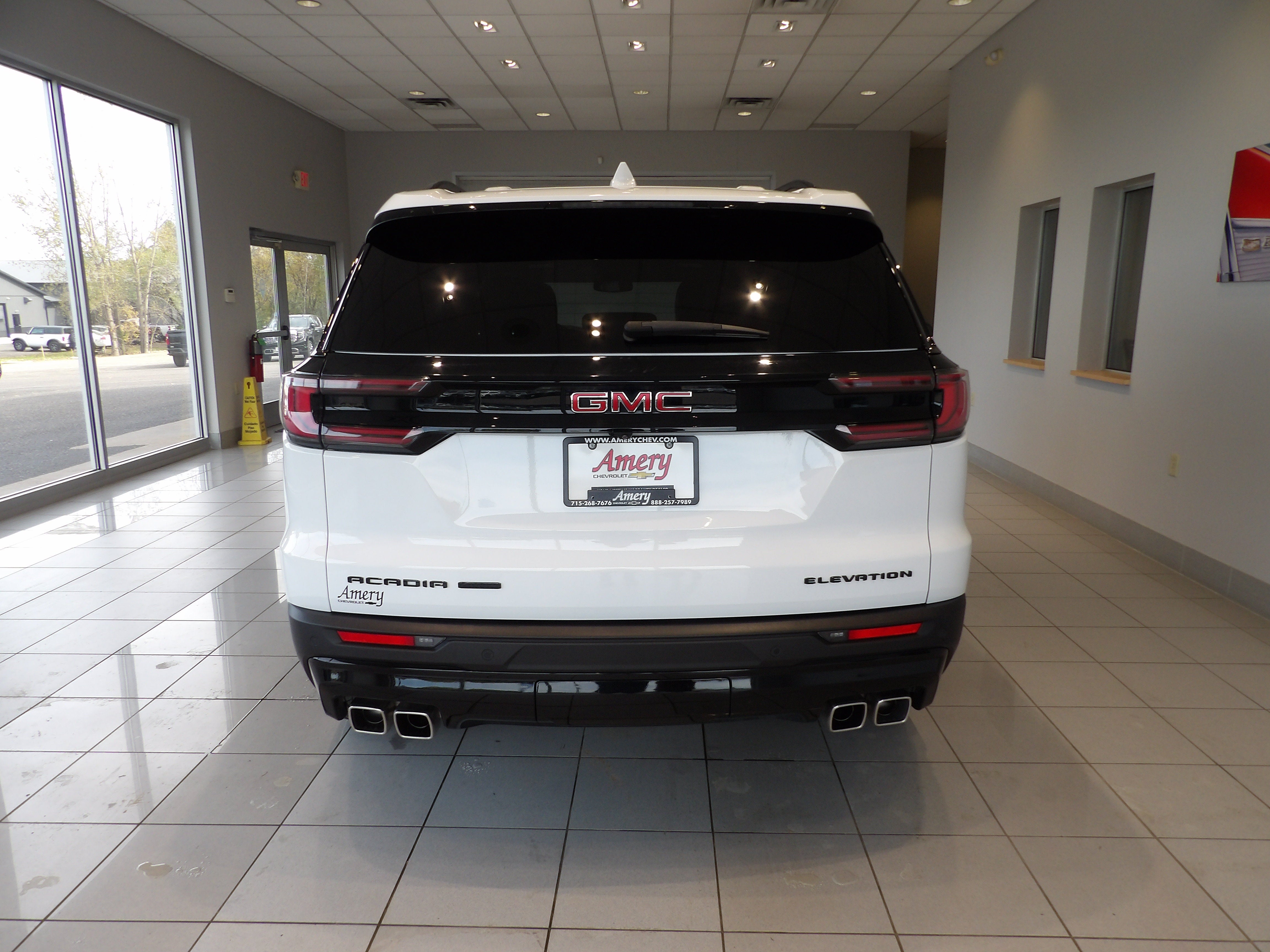 2025 GMC Acadia Elevation