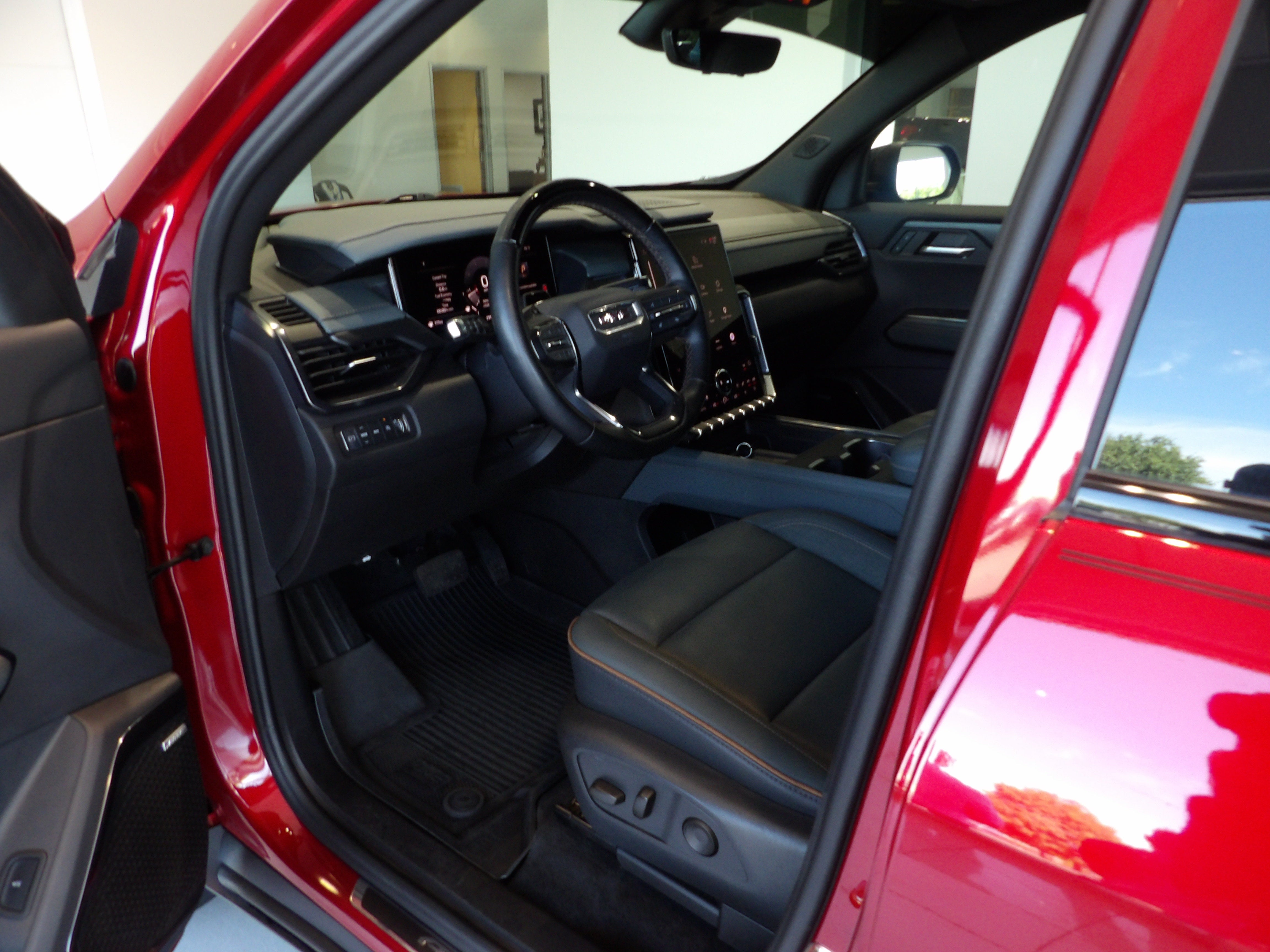 2024 GMC Acadia AT4