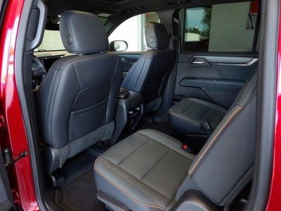 2024 GMC Acadia AT4