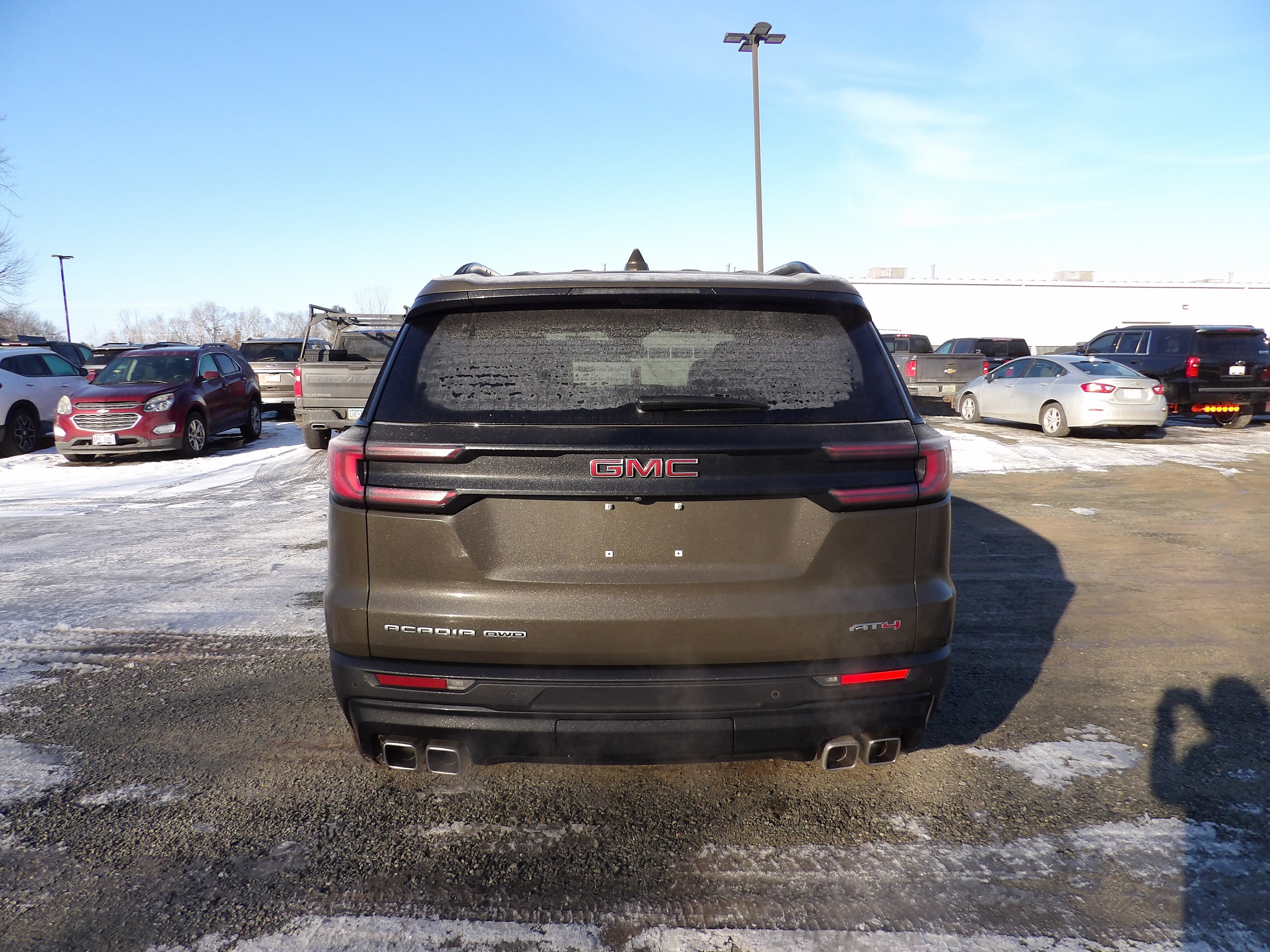 2024 GMC Acadia AT4