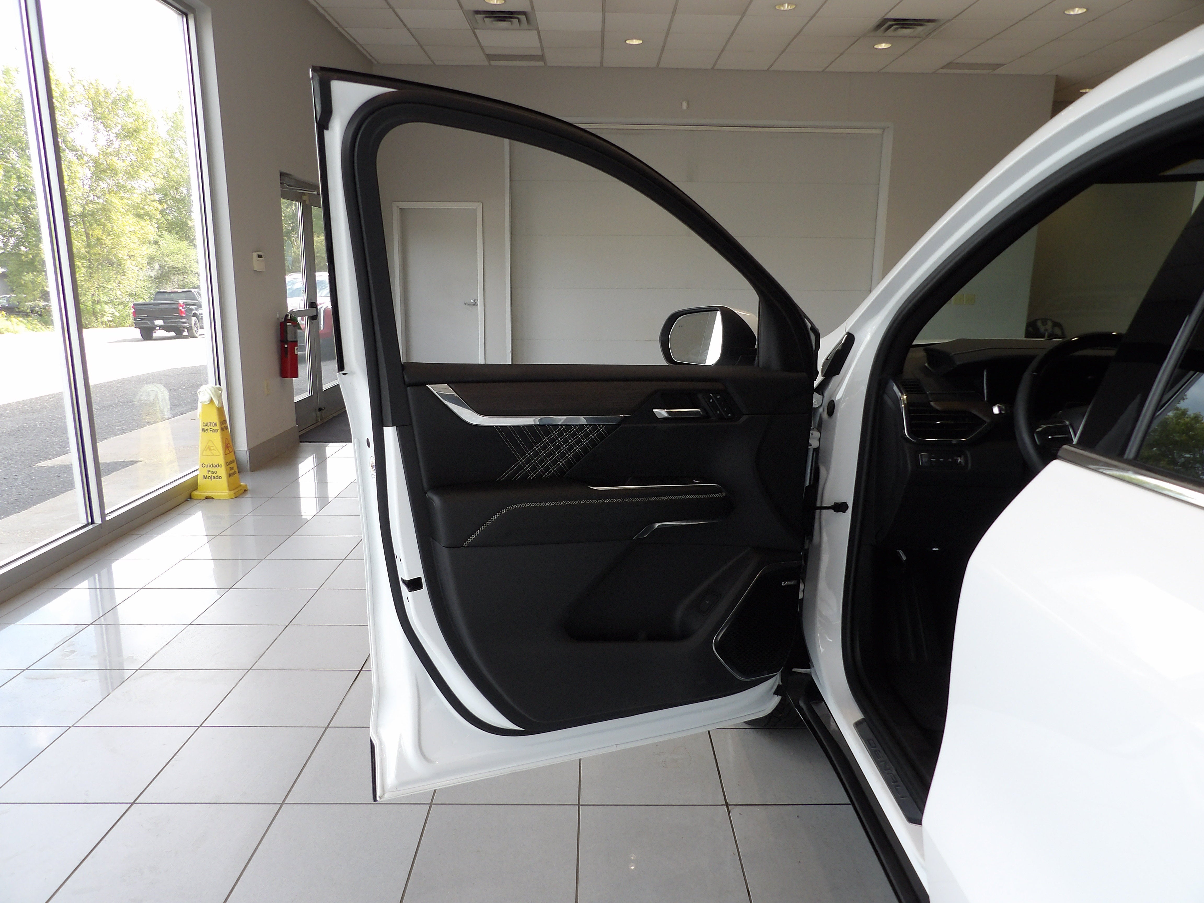 2024 GMC Acadia Denali