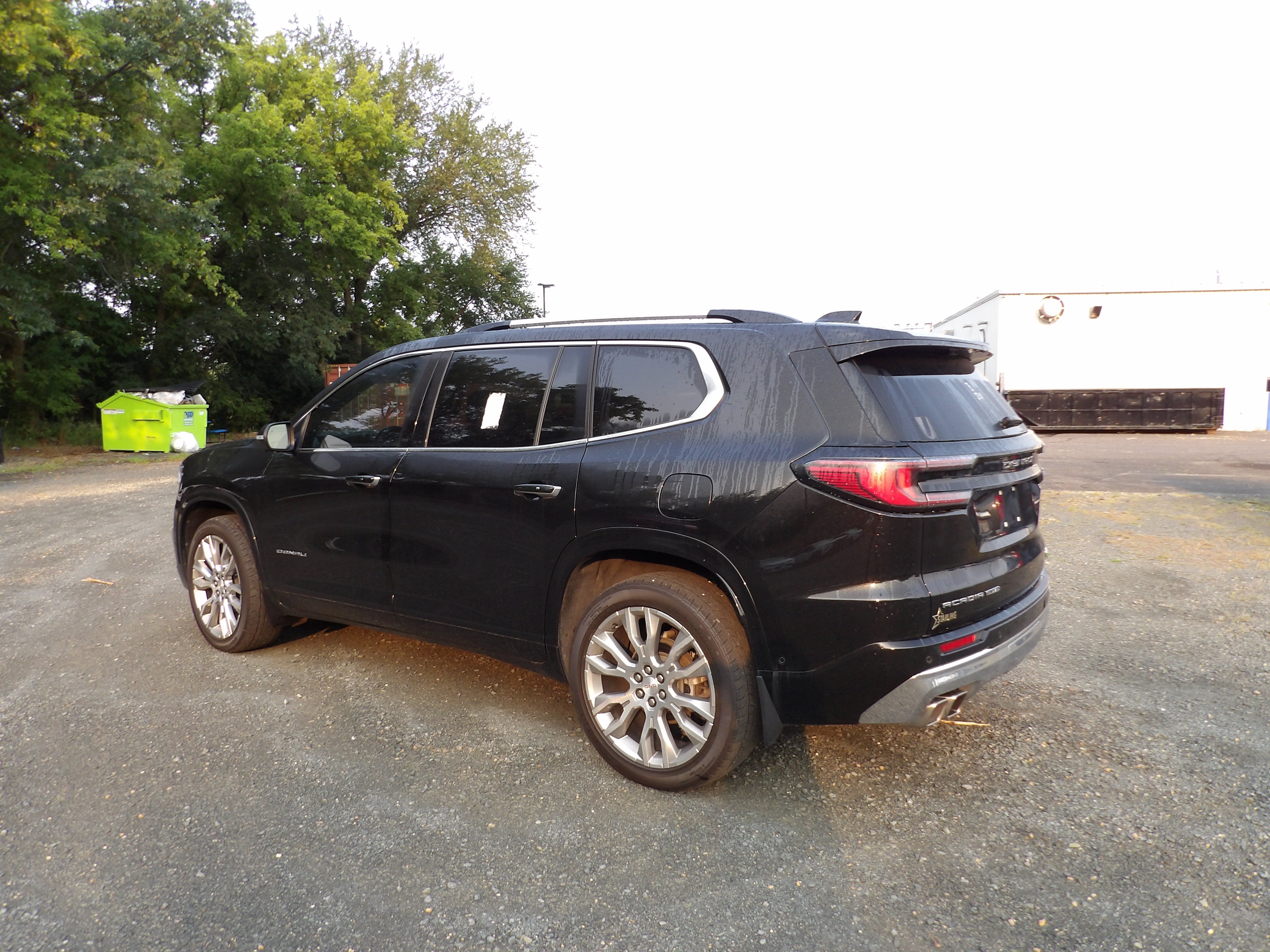 2024 GMC Acadia Denali