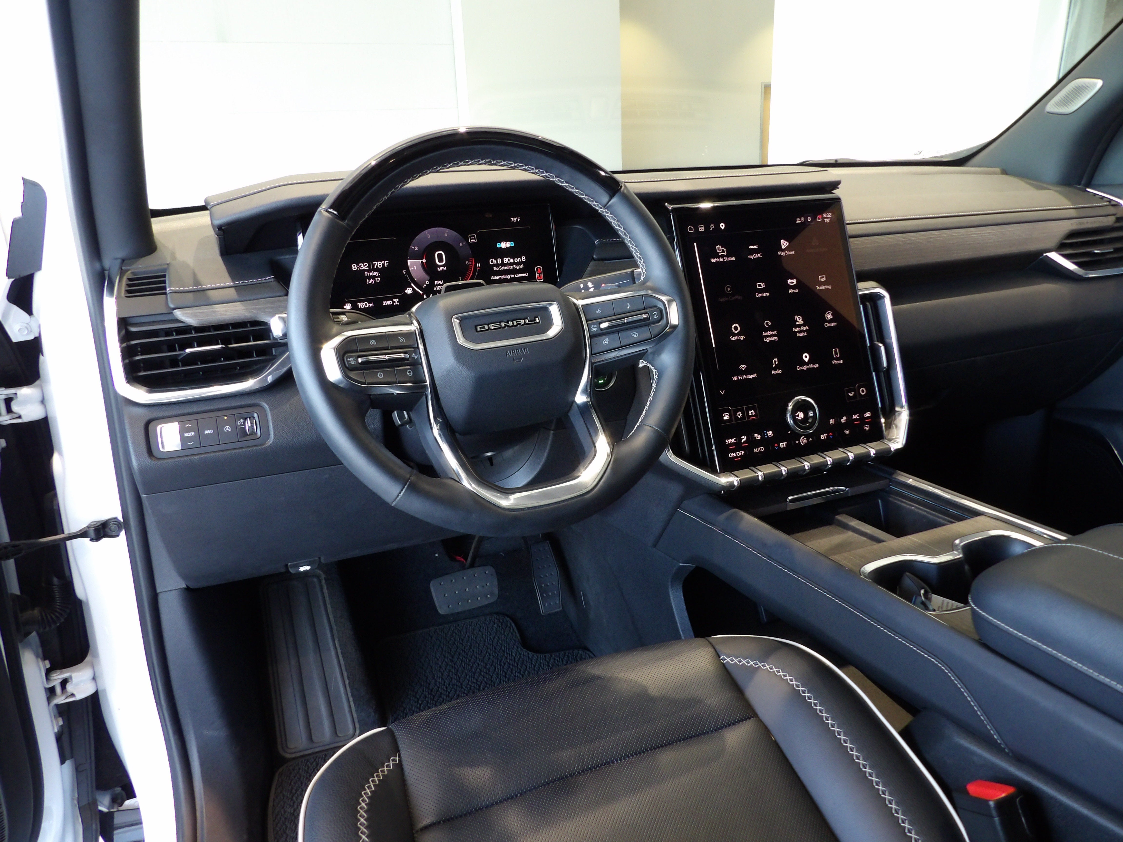 2025 GMC Acadia Denali