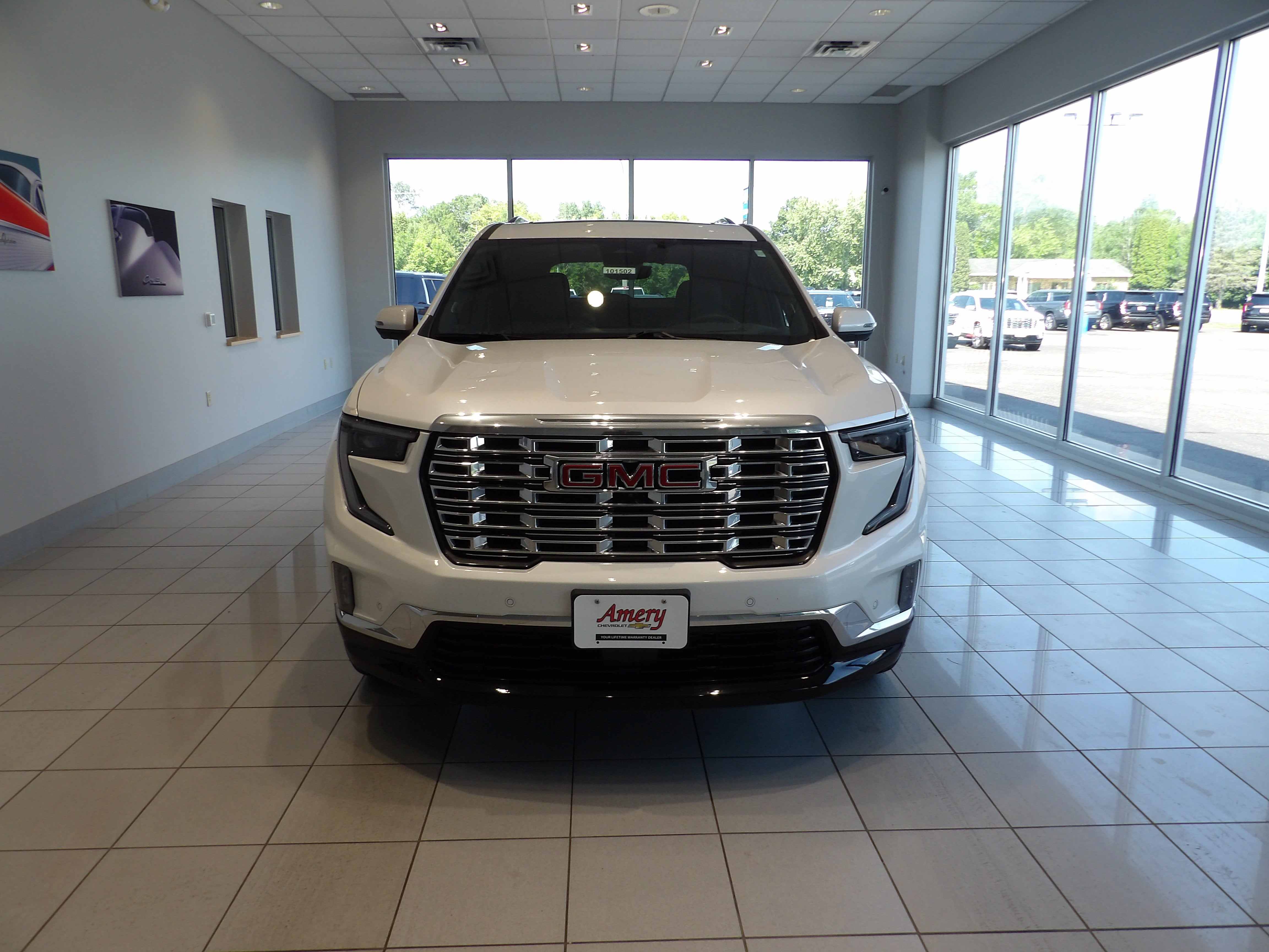 2025 GMC Acadia Denali