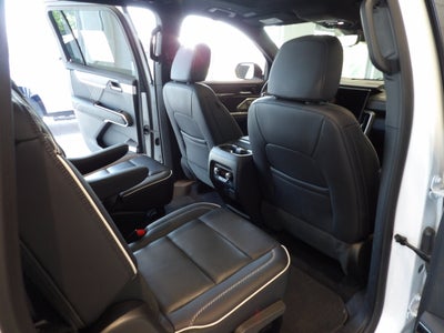 2025 GMC Acadia Denali