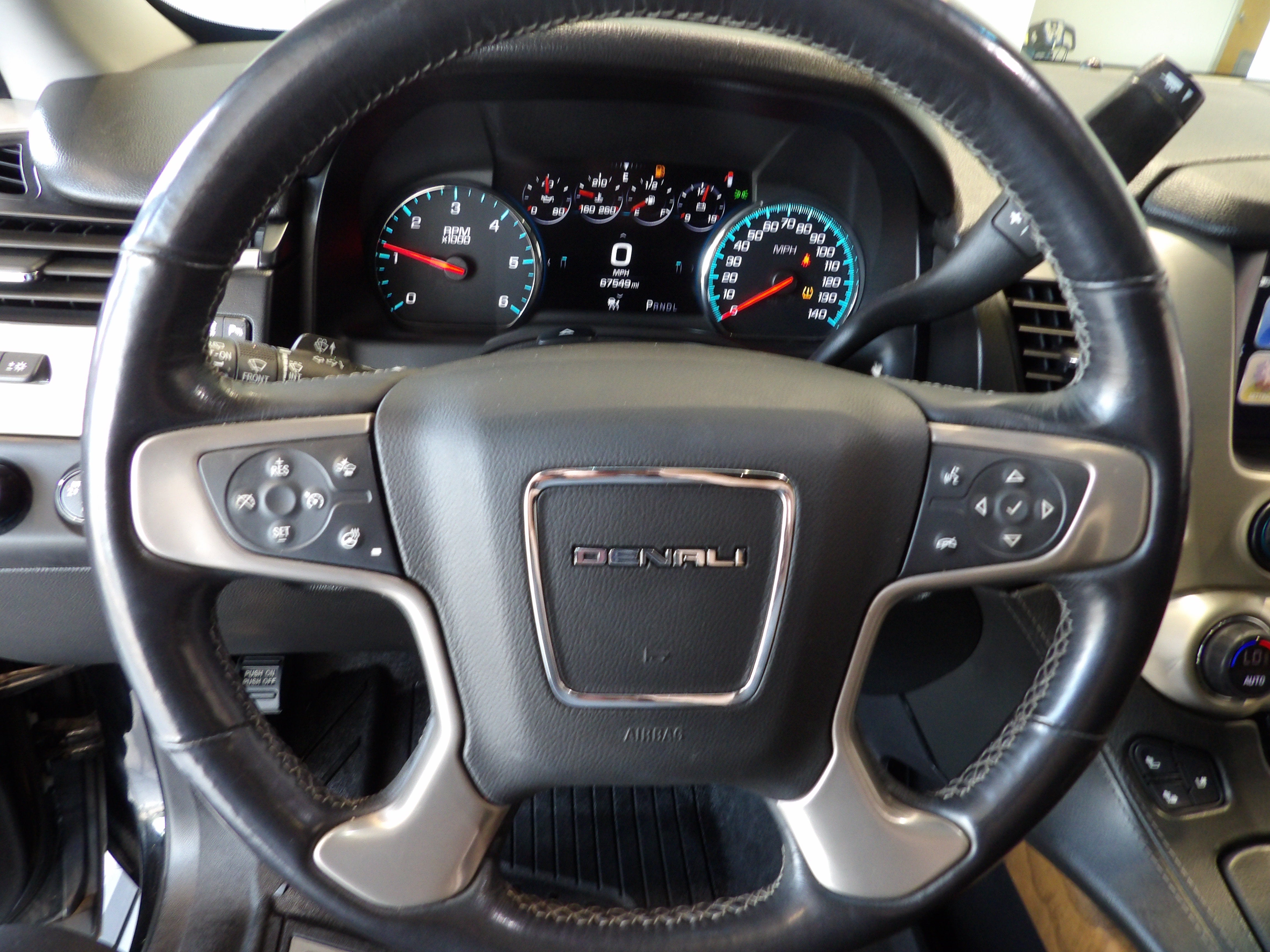 2020 GMC Yukon XL Denali