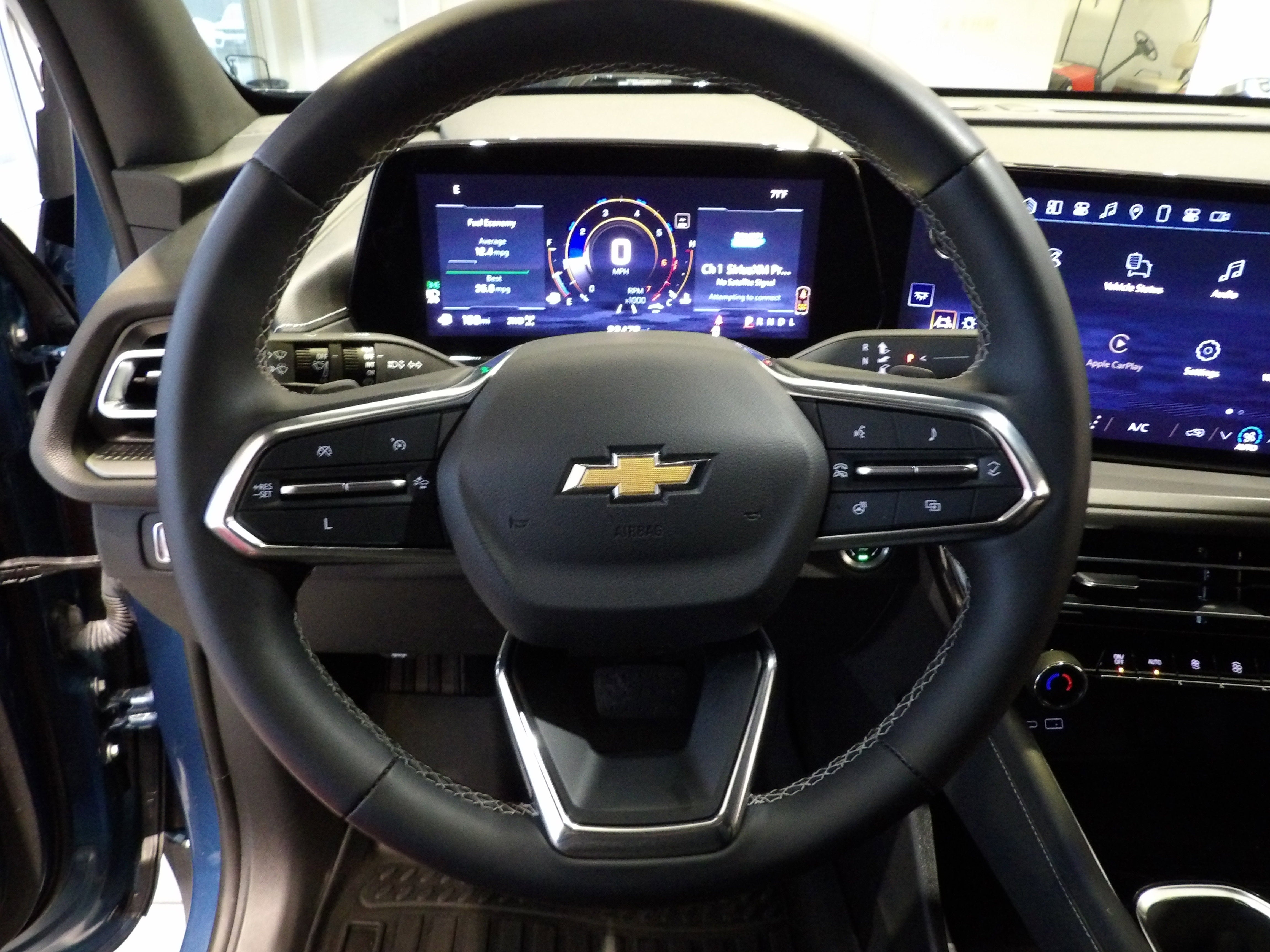 2024 Chevrolet Traverse LS