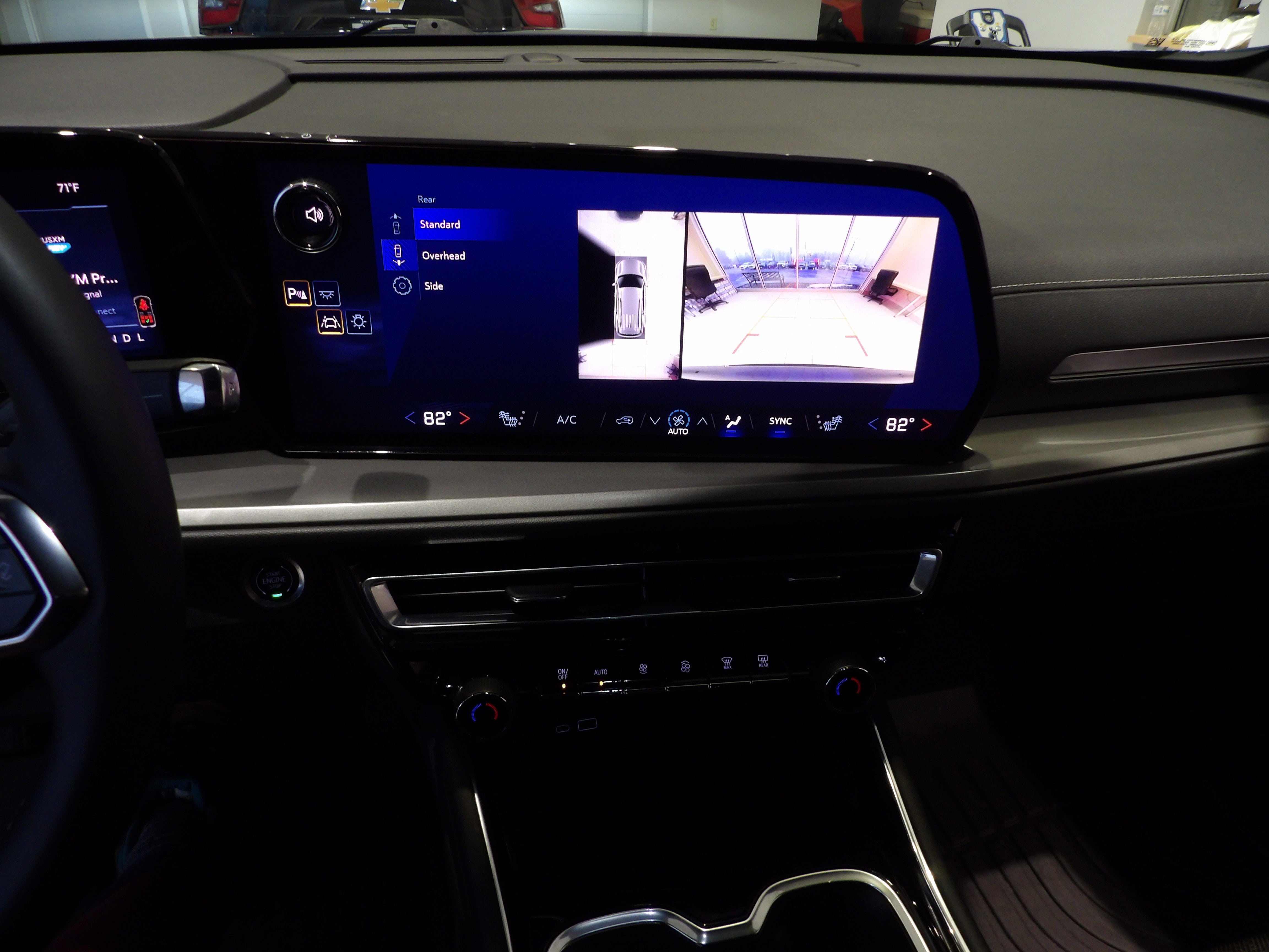 2024 Chevrolet Traverse LS