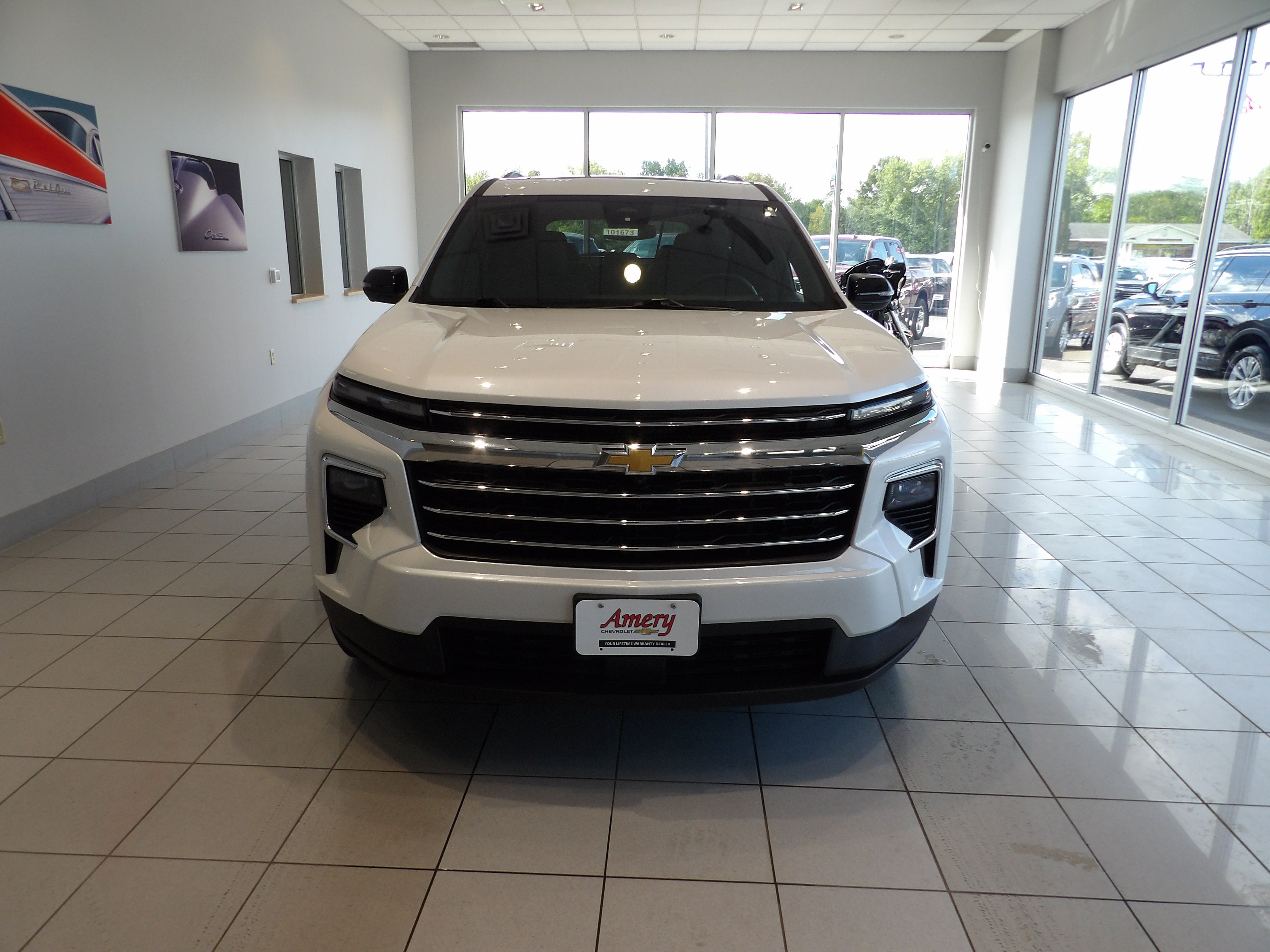 2024 Chevrolet Traverse LT