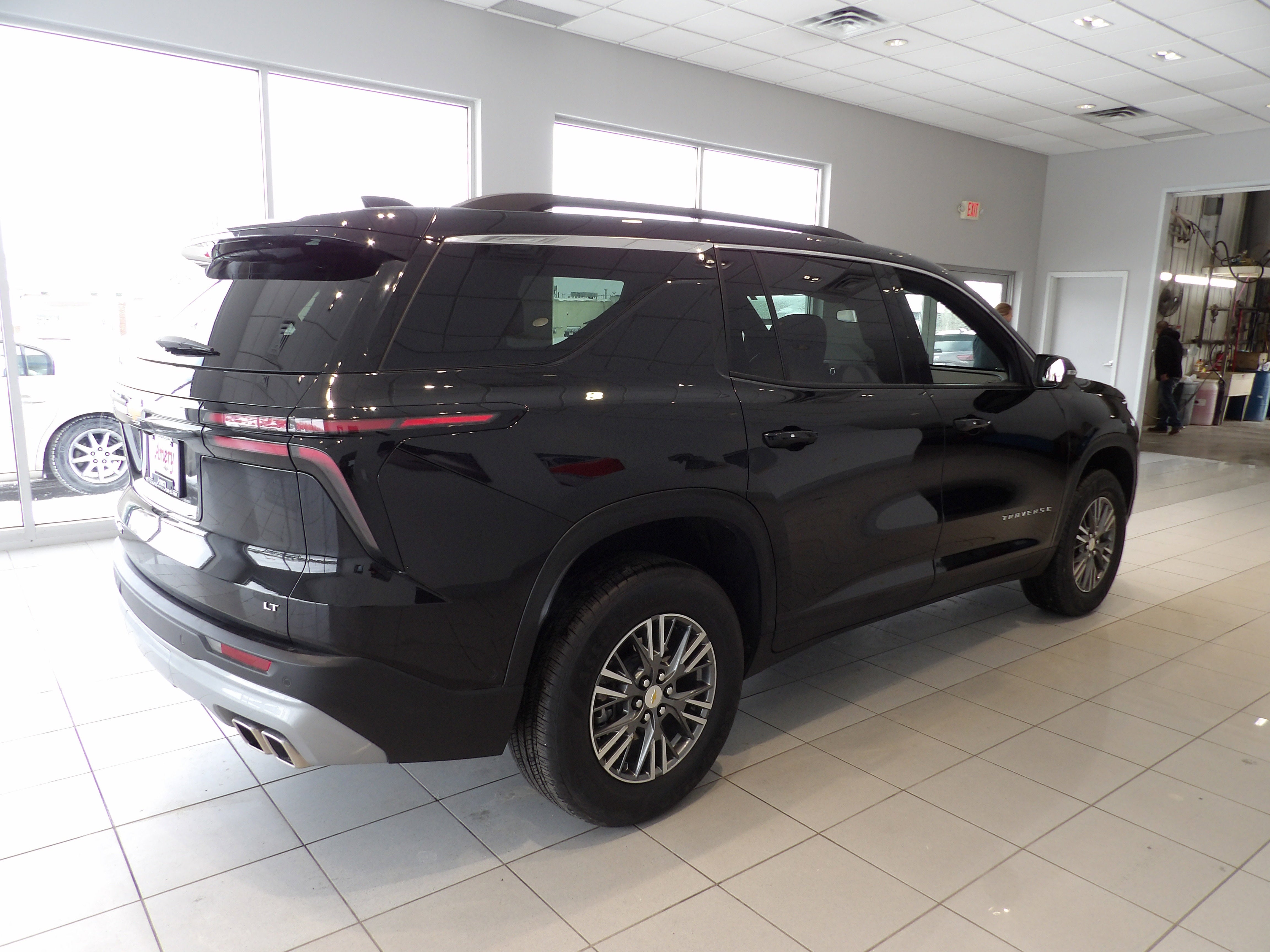 2024 Chevrolet Traverse LT