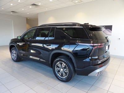 2024 Chevrolet Traverse LT