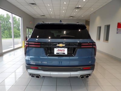 2024 Chevrolet Traverse LT