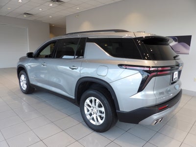 2025 Chevrolet Traverse LT