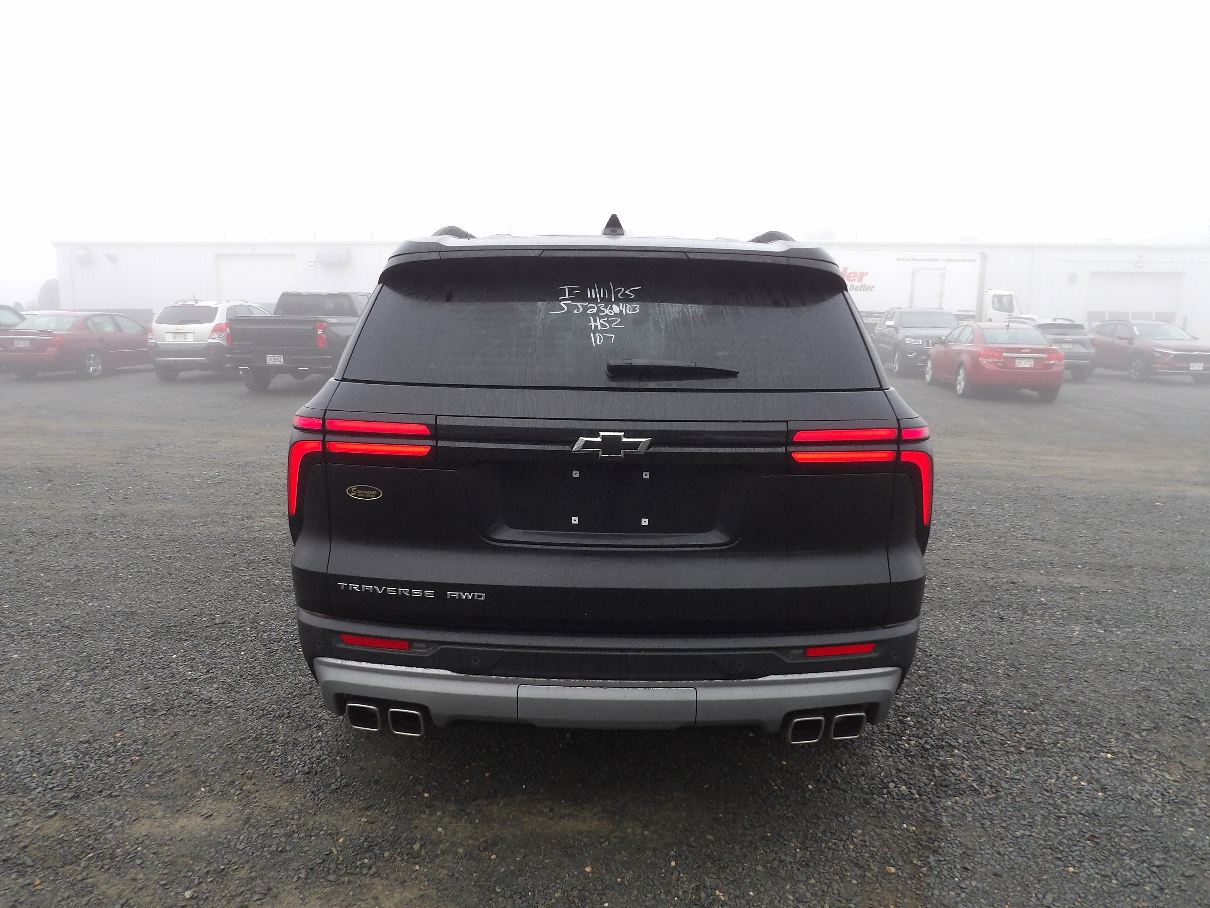 2025 Chevrolet Traverse LT