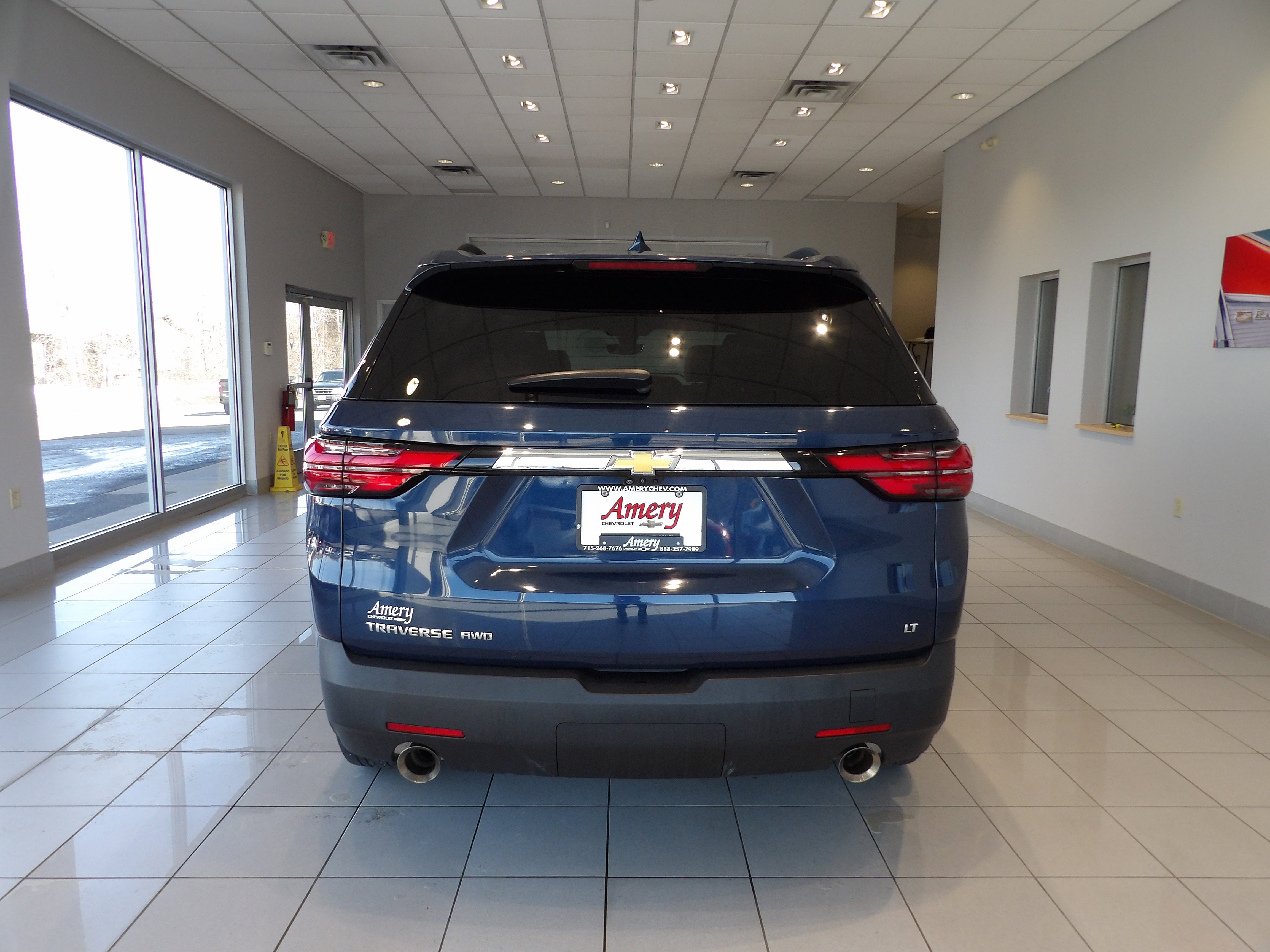 2023 Chevrolet Traverse LT Leather